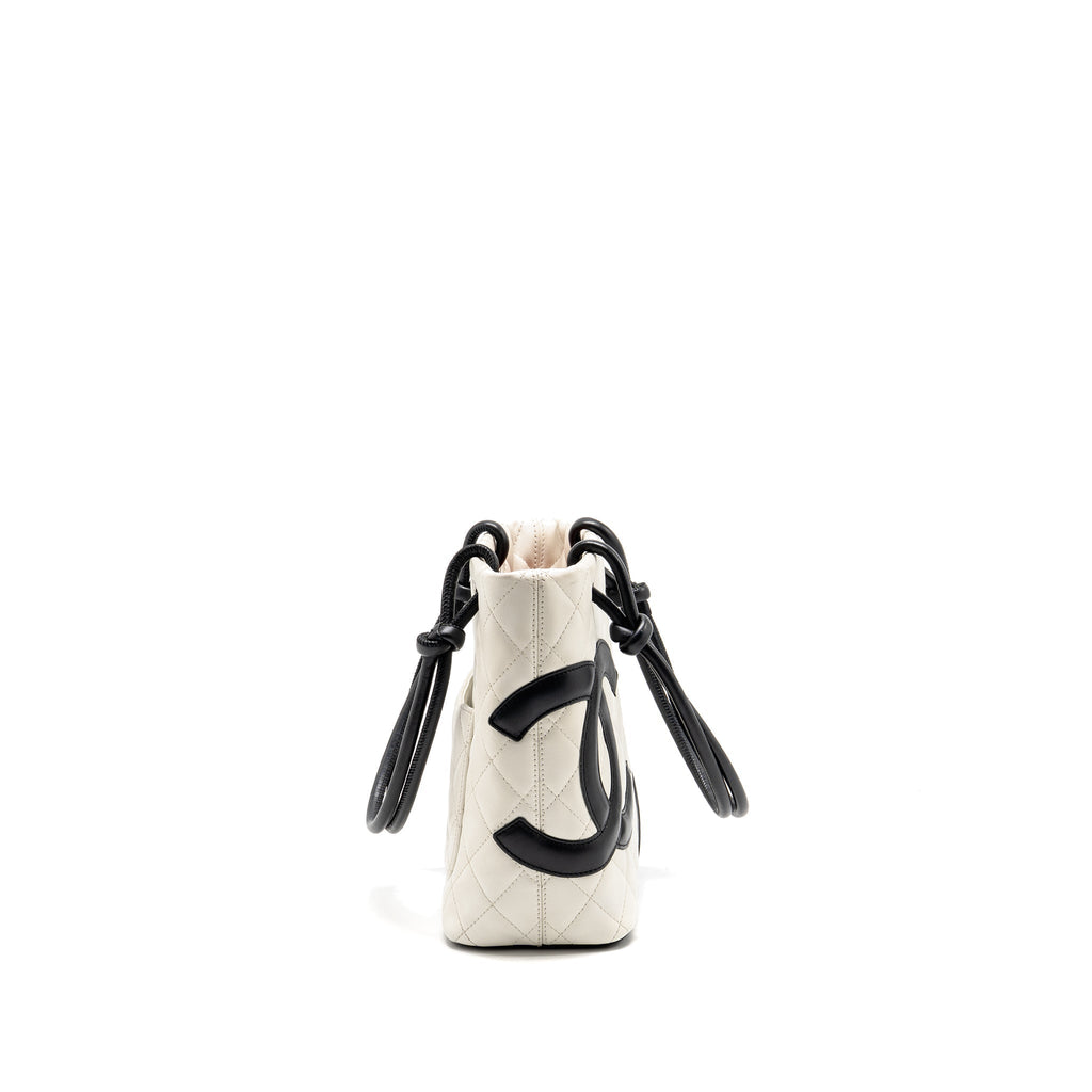 chanel-black-white
