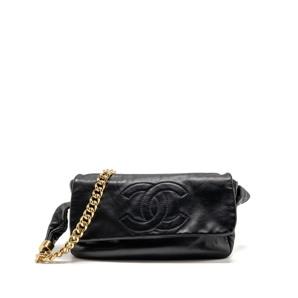 chanel-rodeo-drive-flap-bag-calfskin-black-ghw
