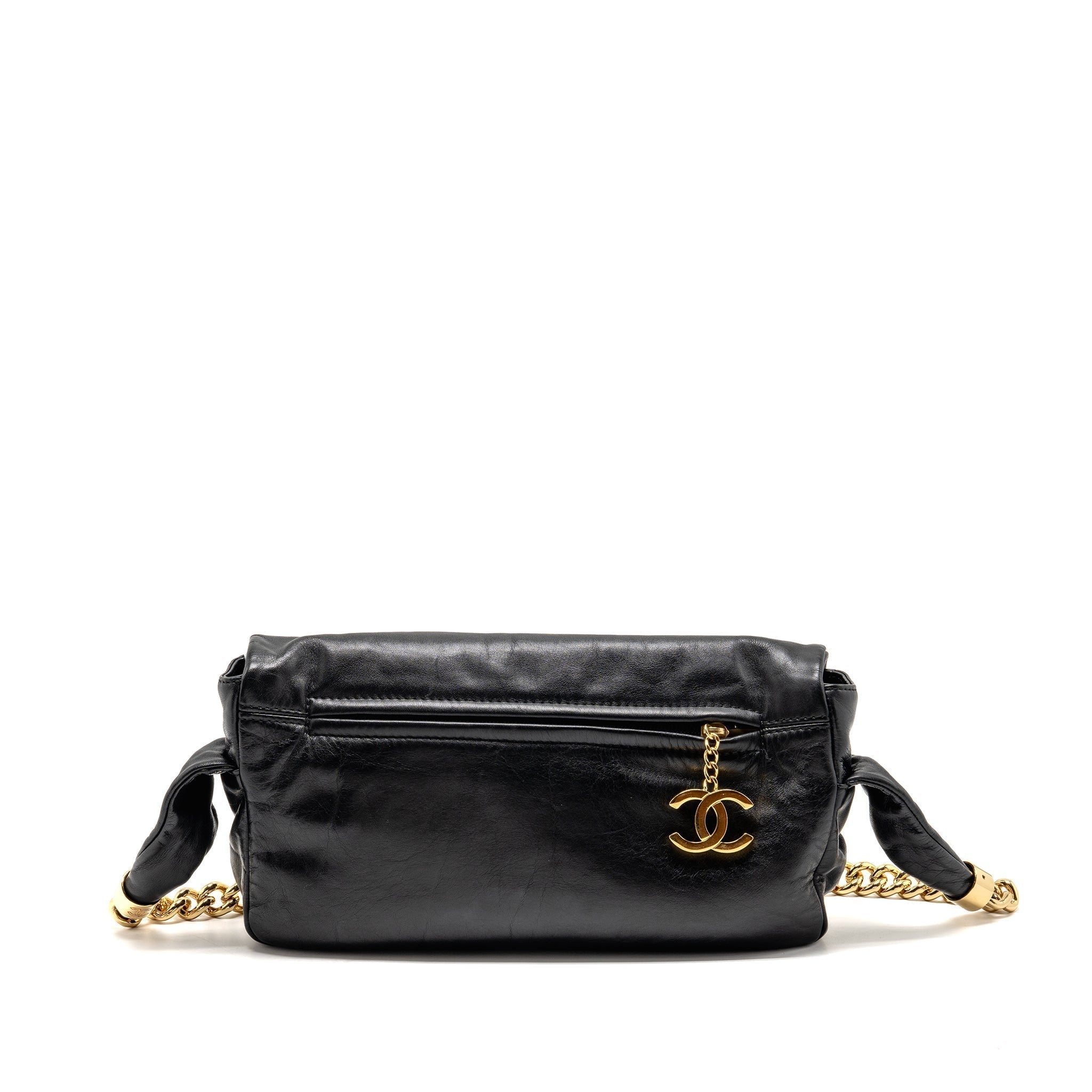 chanel-rodeo-drive-flap-bag-calfskin-black-ghw
