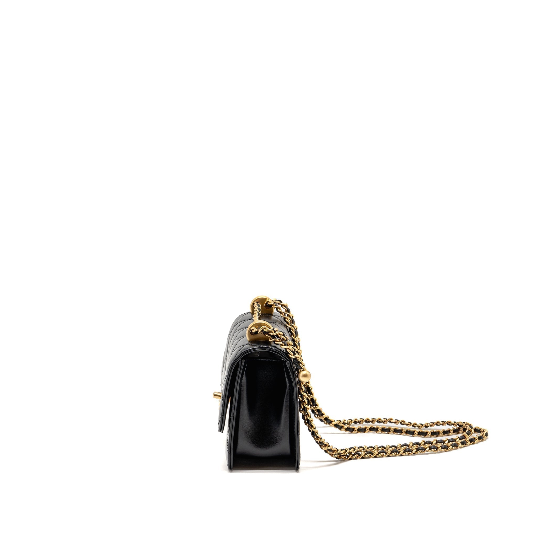 chanel-gold-crush-black