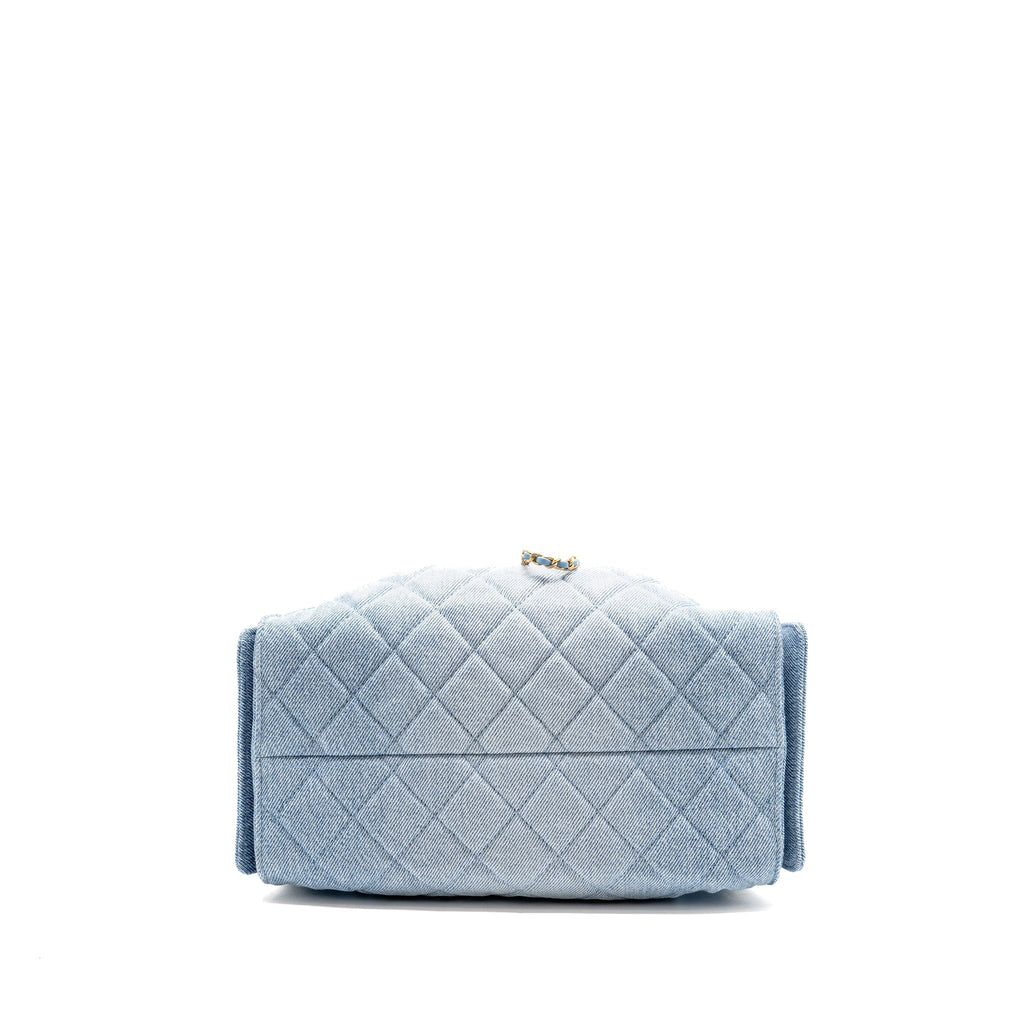 chanel-small-25-bag-washed-denim-light-blue-ghwmicrochip
