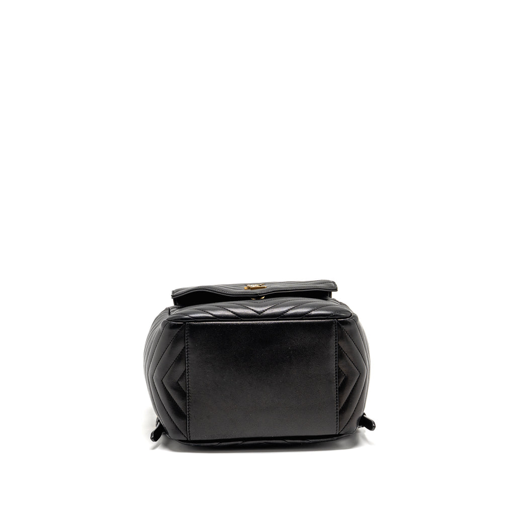 saint-laurent-ysl-joe-backpack-lambskin-black-ghw
