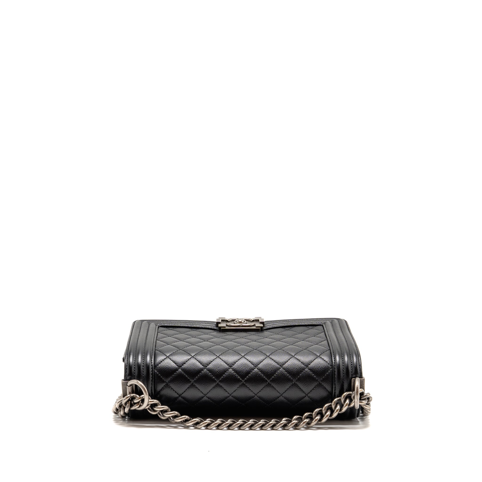 chanel-medium-boy-bag-caviar-black-ruthenium-silver-hardware