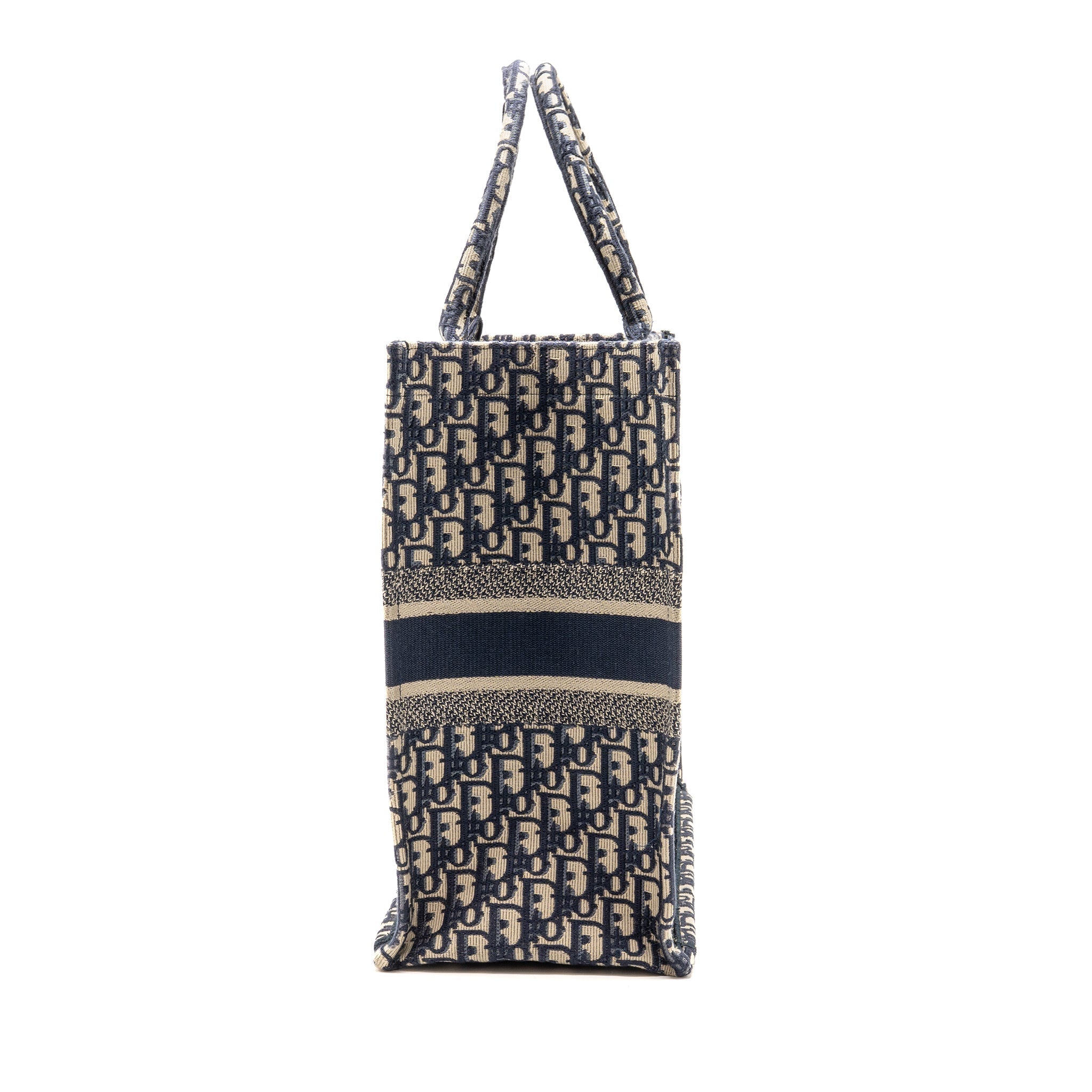 dior-large-book-tote-blue-dior-oblique-embroidery-2