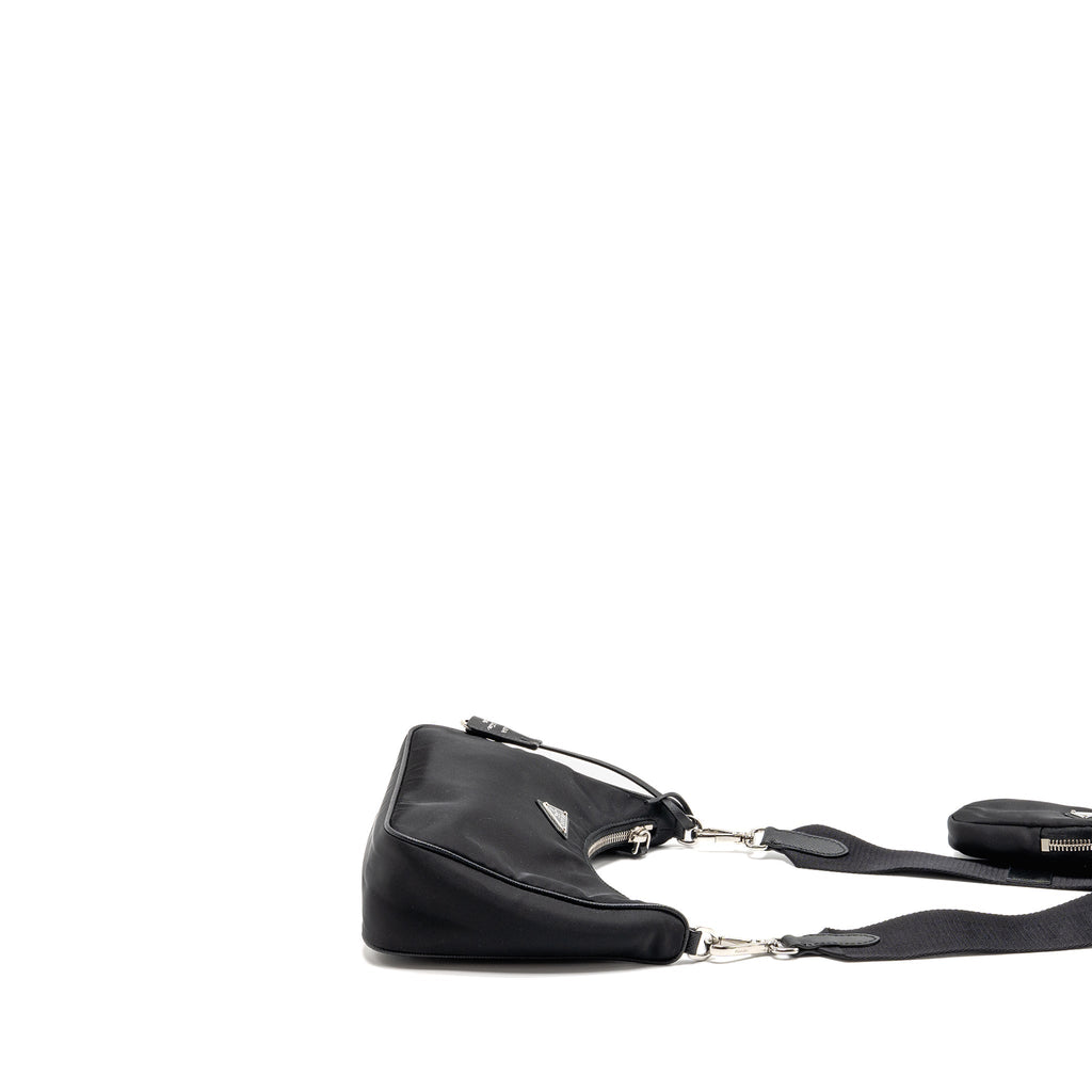 prada-reedition-2005-re-nylon-black-shw-1