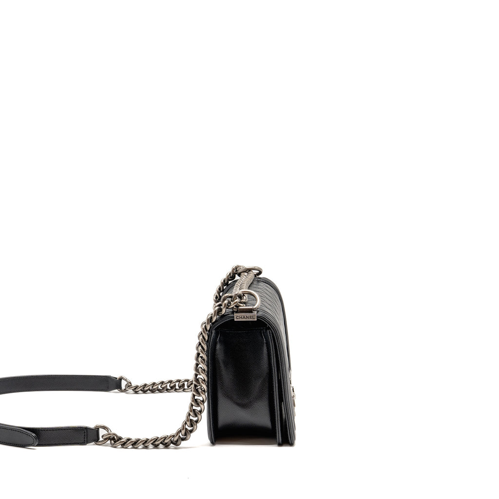chanel-medium-boy-bag-caviar-black-ruthenium-silver-hardware