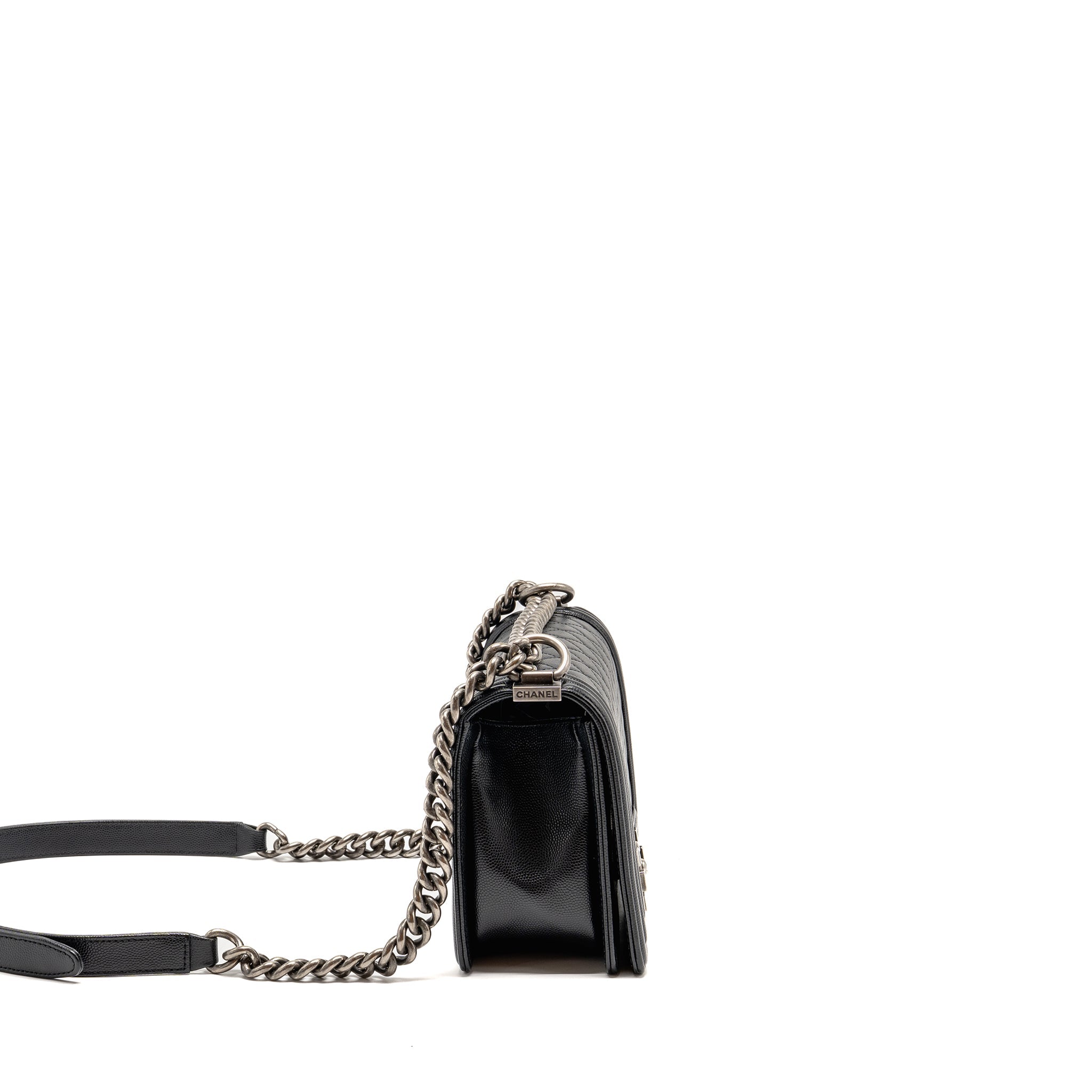 chanel-medium-boy-bag-caviar-black-ruthenium-silver-hardware