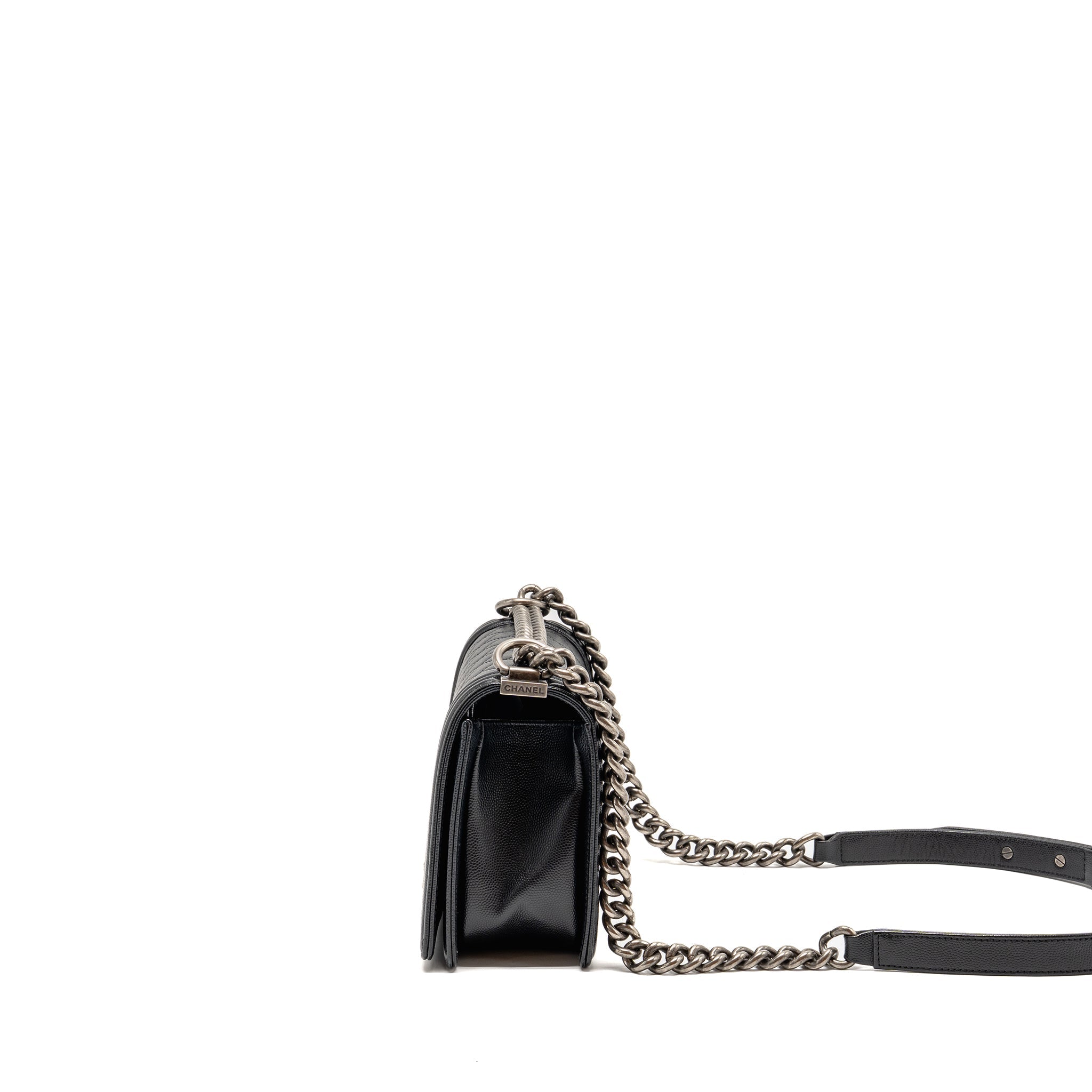 chanel-medium-boy-bag-caviar-black-ruthenium-silver-hardware
