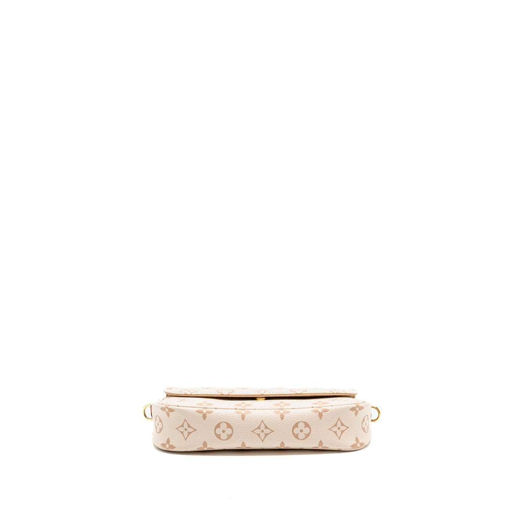 louis-vuitton-ivy-wallet-on-chain-monogram-dune-canvas-beige-cream-ghw