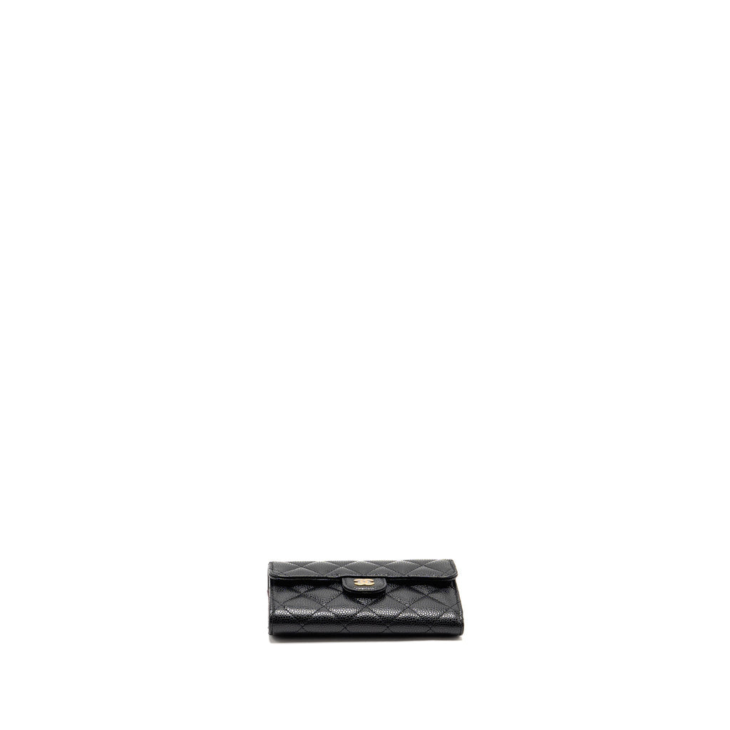 chanel-medium-classic-flap-compact-wallet-caviar-black-ghwmicrochip