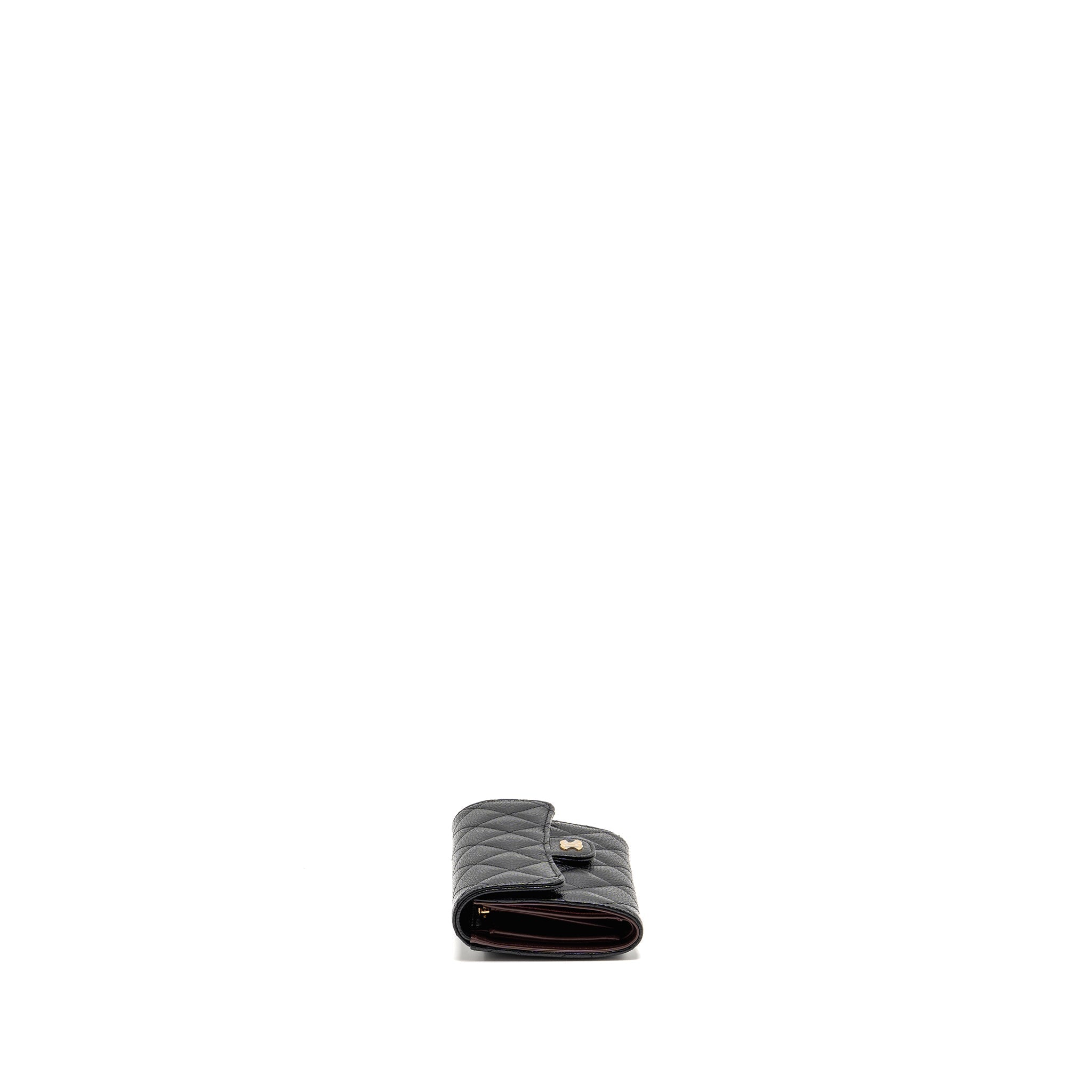 chanel-medium-classic-flap-compact-wallet-caviar-black-ghwmicrochip