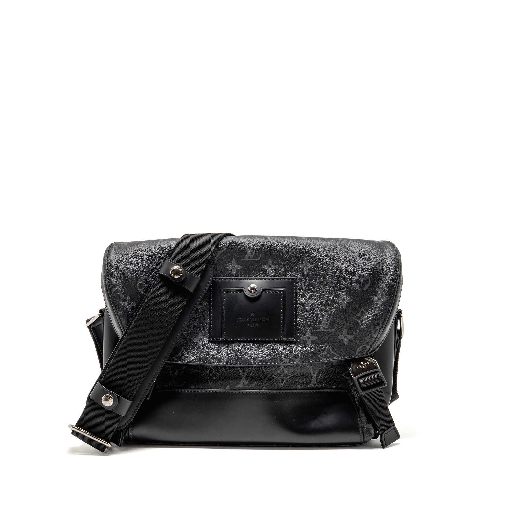 louis-vuitton-messenger-voyager-pm-monogram-eclipse-black-shw