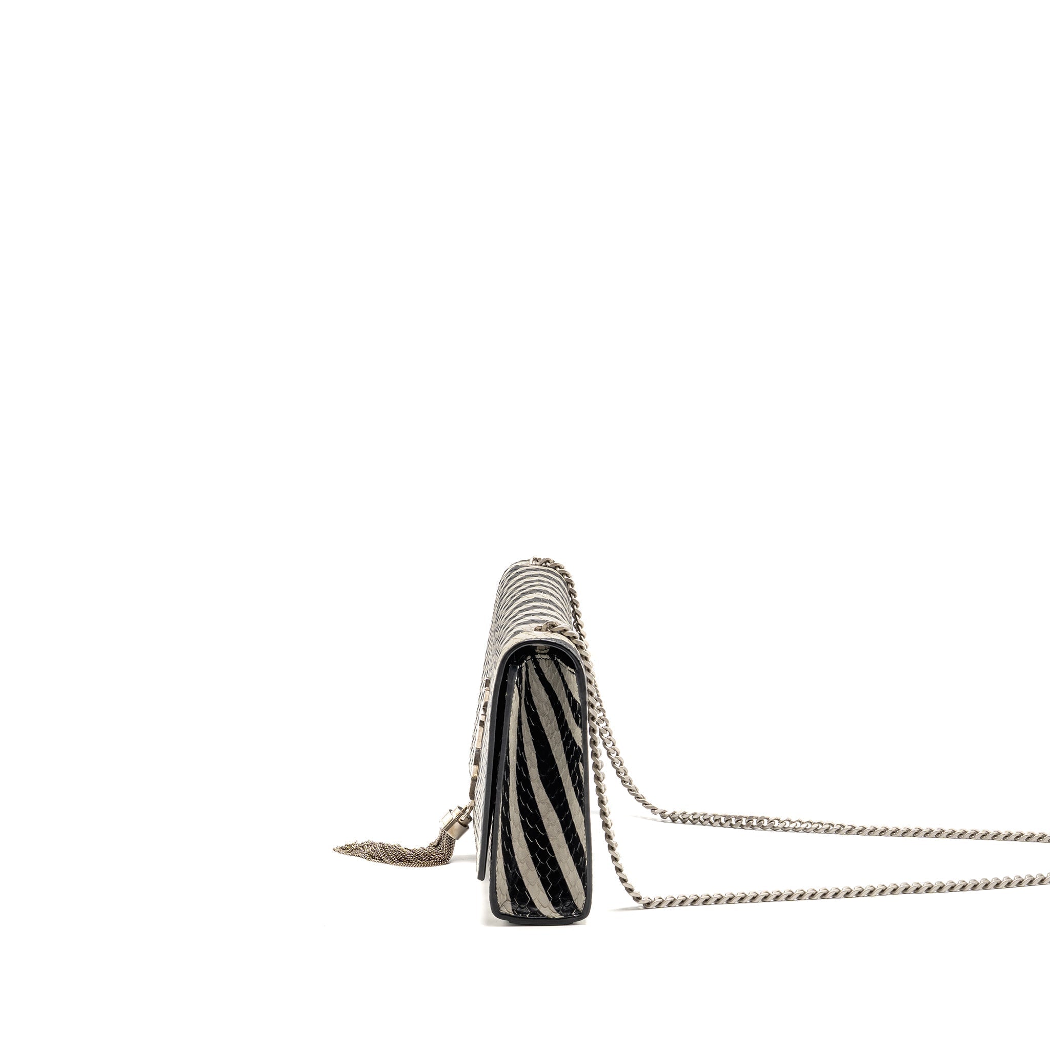 saint-laurent-ysl-medium-kate-shoulder-bag-with-tassel-embossed-leather-black-white-shw