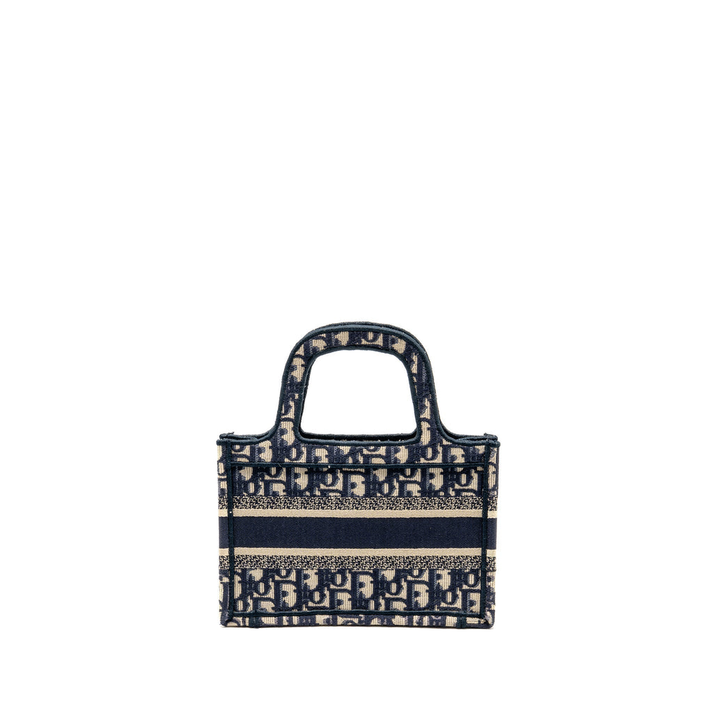 dior-mini-book-tote-oblique-embroidery-blue