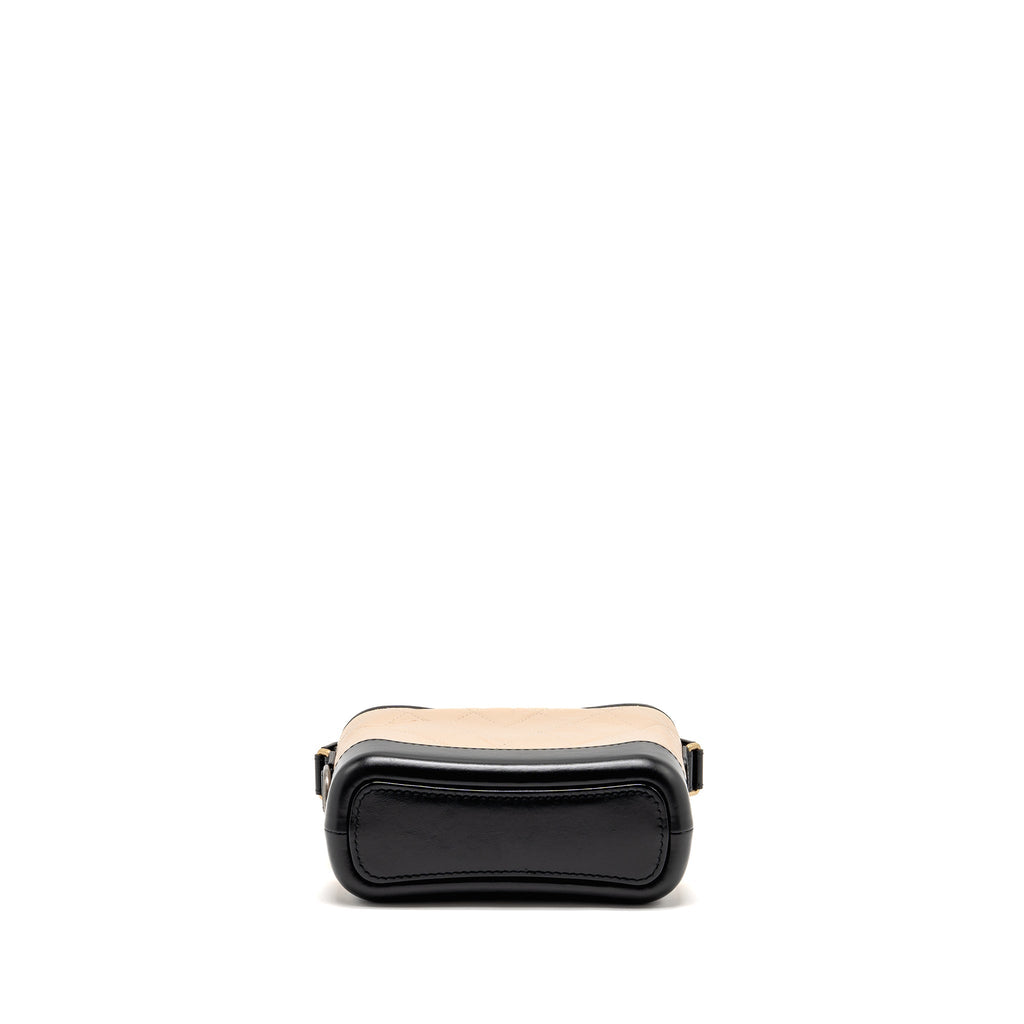 chanel-small-gabrielle-hobo-bag-aged-calfskin-beige-black-multicoloured-hardware-1