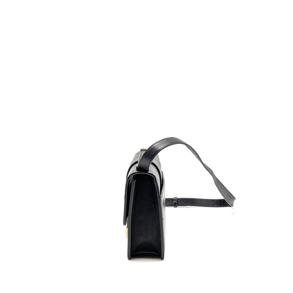 dior-medium-30-montaigne-flap-bag-calfskin-black-ghw
