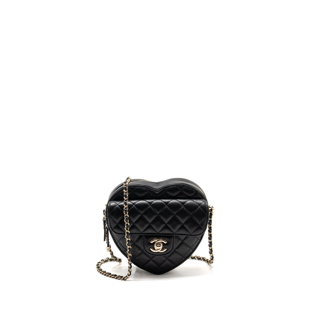 chanel-22s-cc-in-love-heart-bag-lambskin-black-lghw-microchip