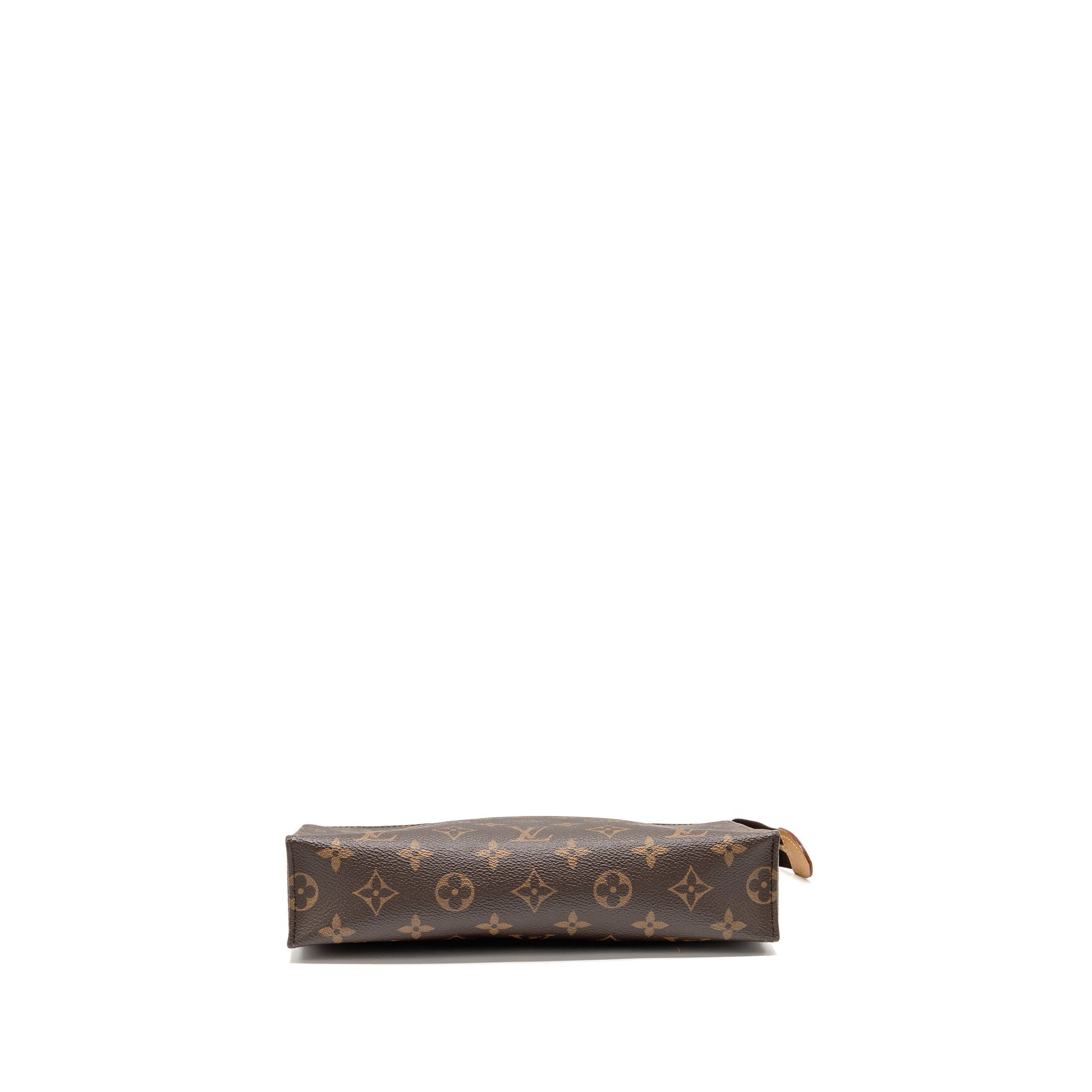 louis-vuitton-toiletry-pochette-26-monogram-canvas-ghw-15