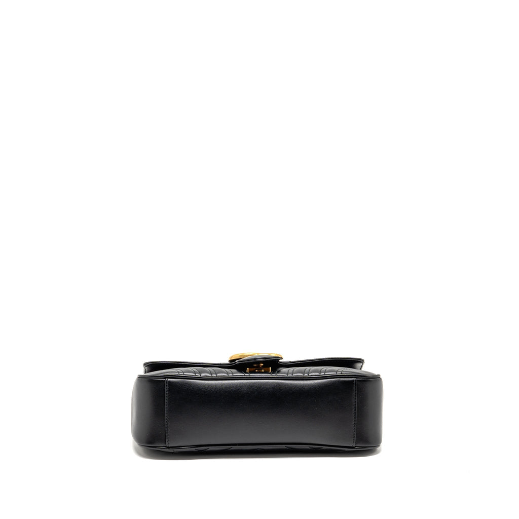 gucci-small-gg-marmont-shoulder-bag-calfskin-black-ghw-1