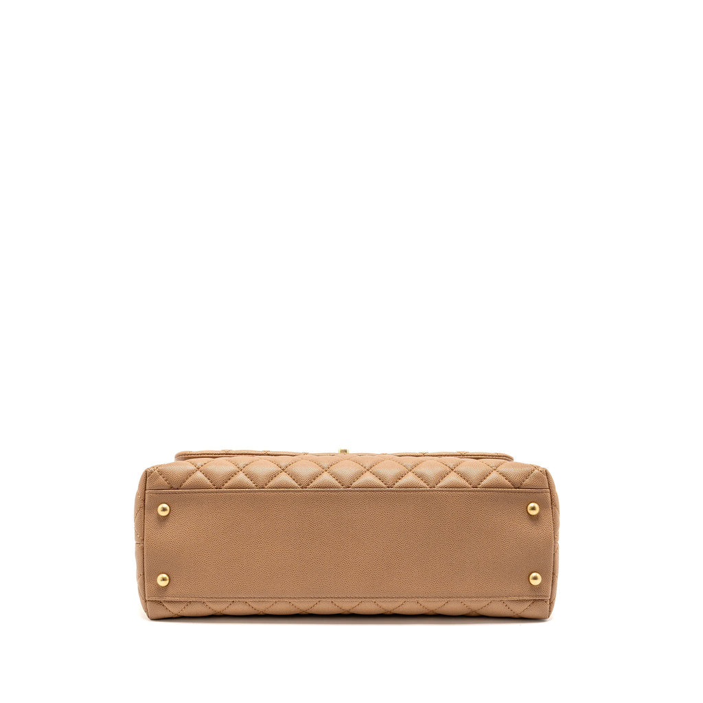 chanel-large-coco-handle-with-lizard-handle-caviar-beige-ghw