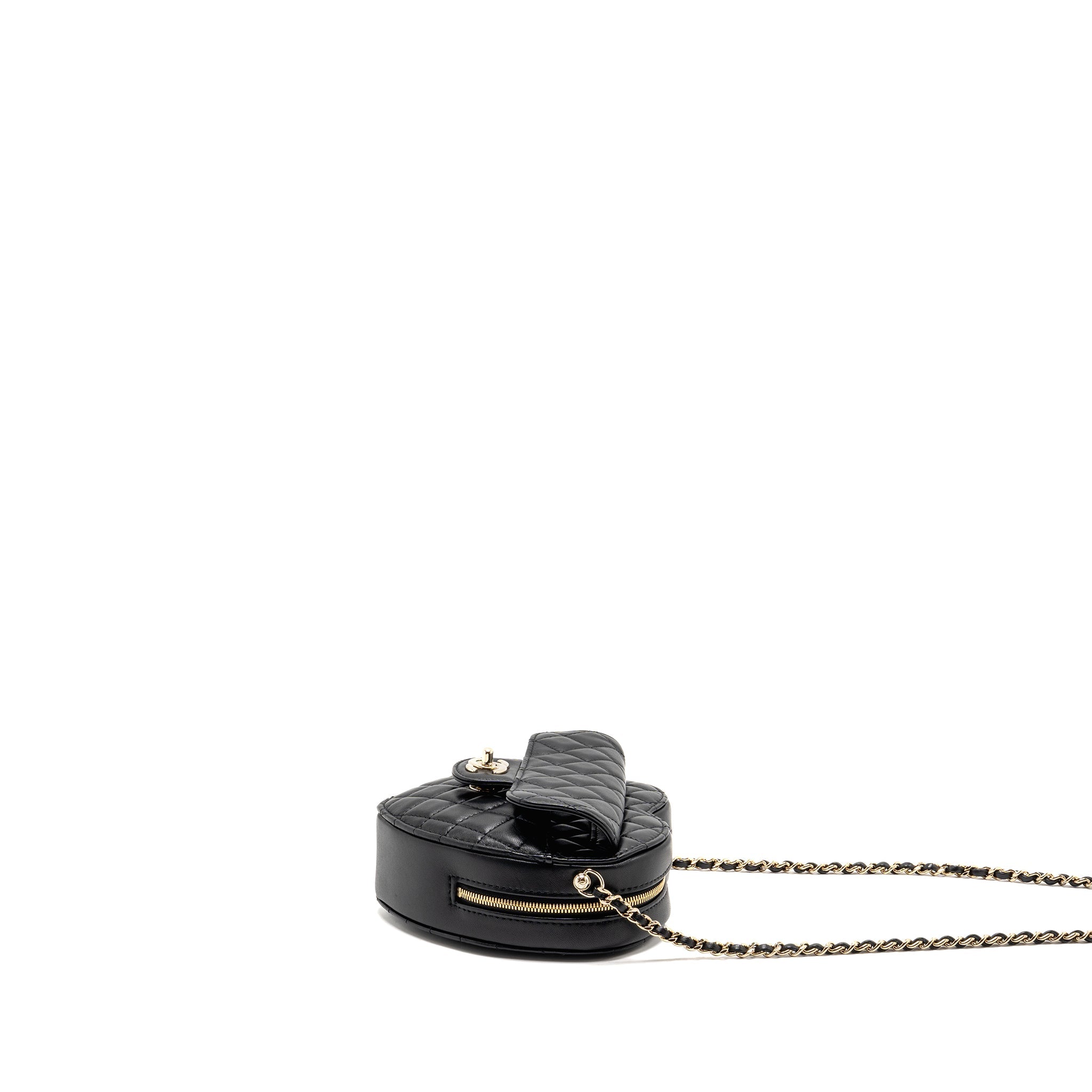 chanel-22s-cc-in-love-heart-bag-lambskin-black-lghw-microchip