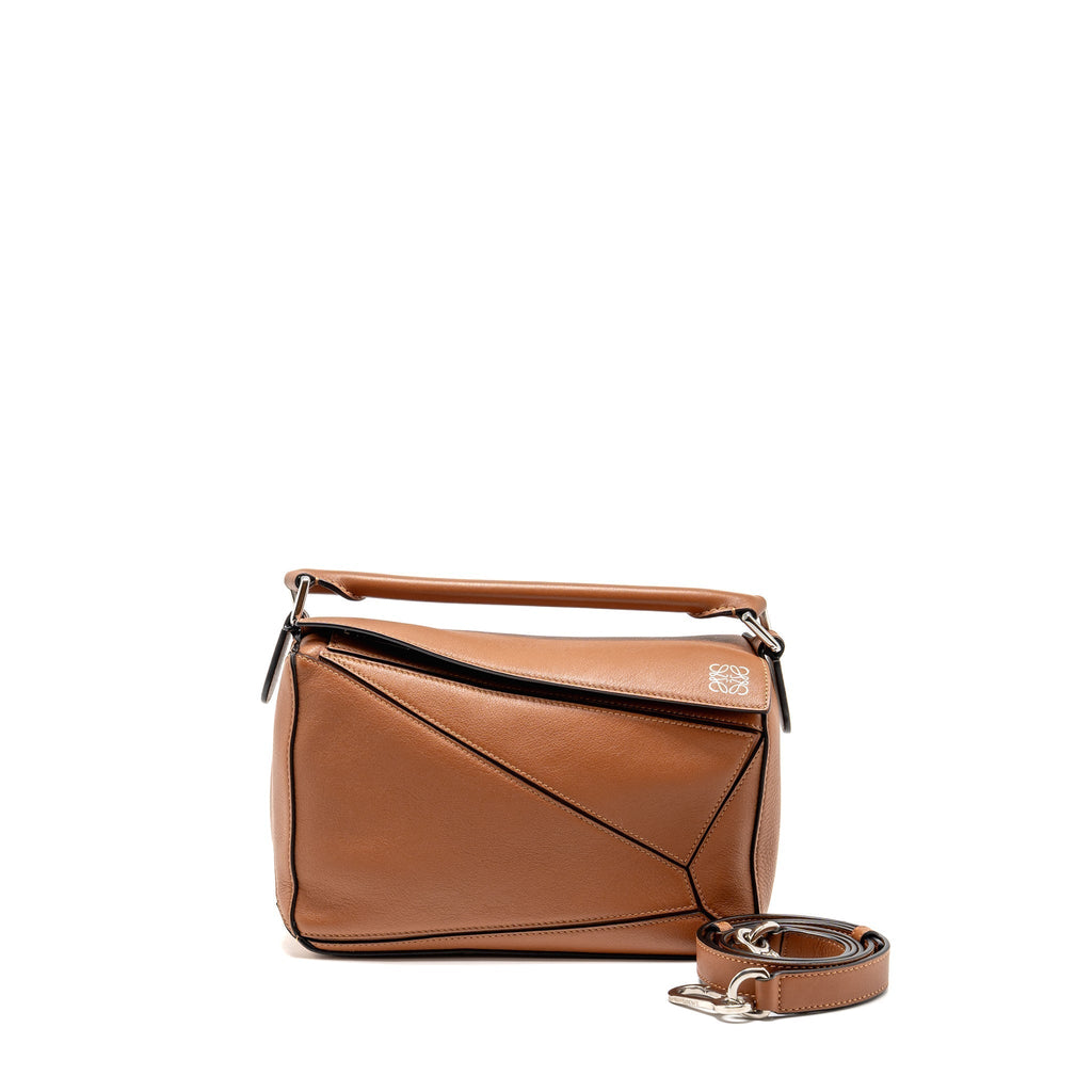 loewe-small-puzzle-bag-calfskin-tan-shw-4