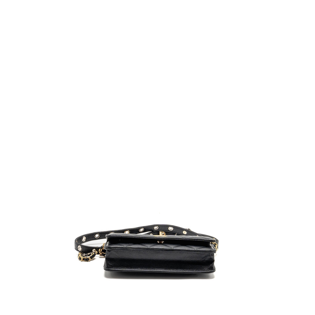 chanel-detailed-strap-wallet-on-chain-lambskin-black-with-multicolour-hardware-microchip-copy