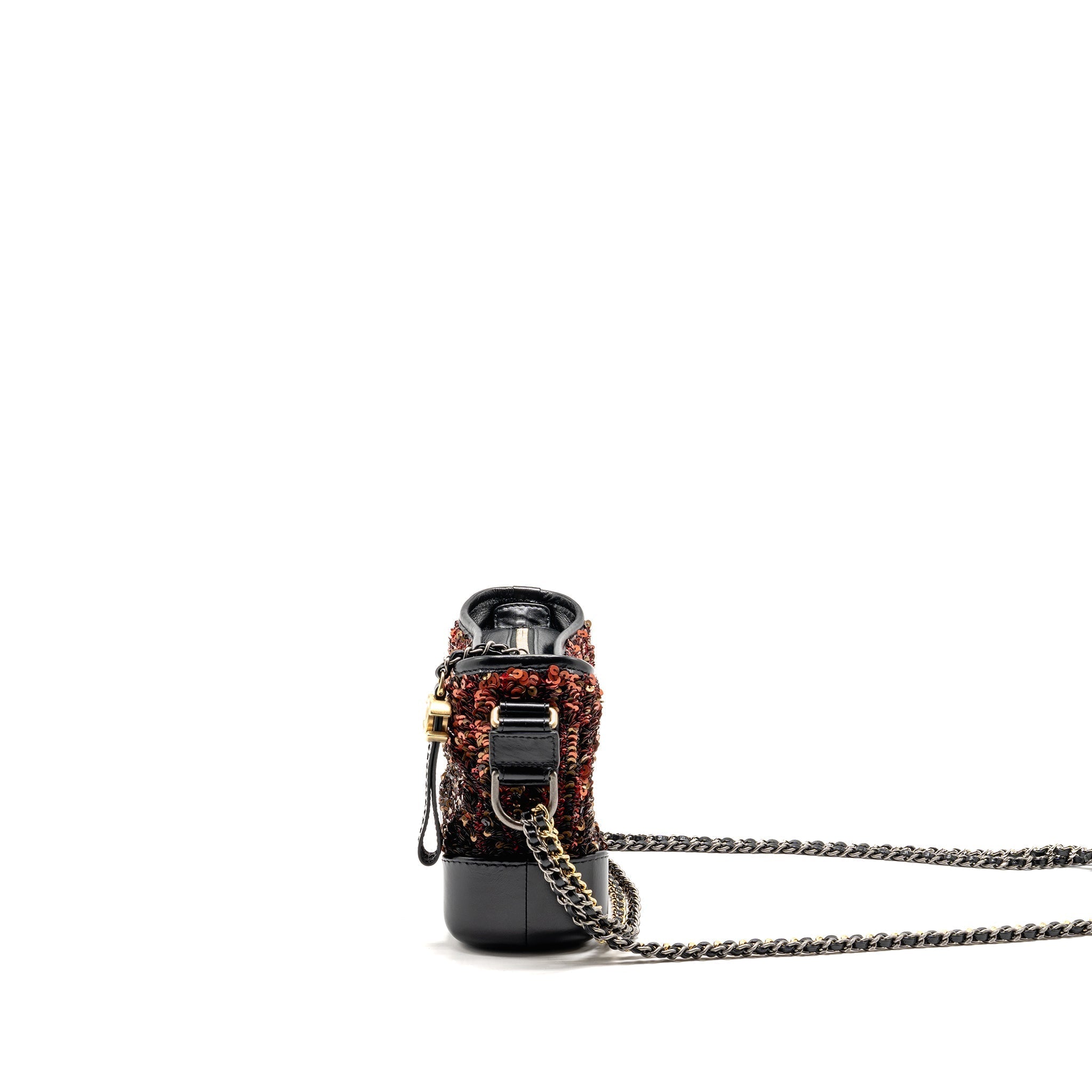 chanel-red