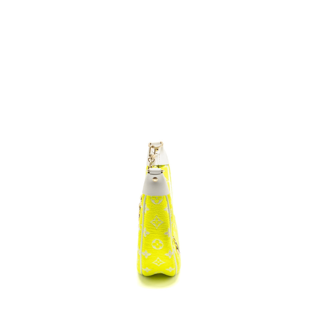 louis-vuitton-loop-pm-half-moon-baguette-jacquard-monogram-yellow-white-ghw