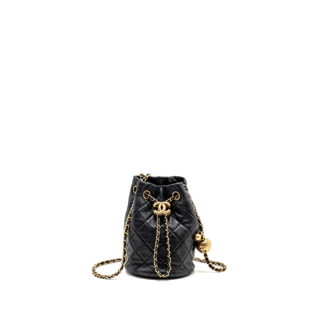 chanel-pearl-crush-mini-bucket-bag-lambskin-black-ghw-microchip