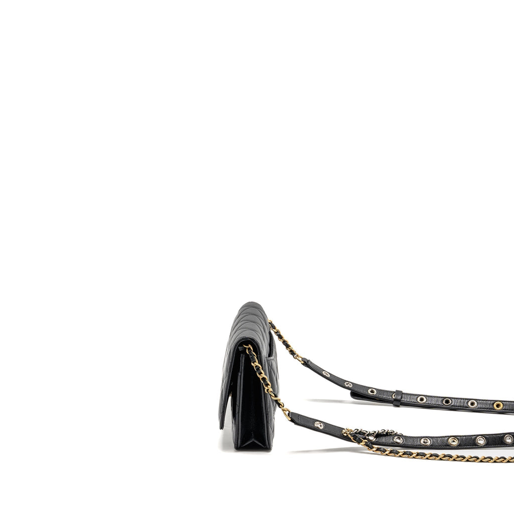 chanel-detailed-strap-wallet-on-chain-lambskin-black-with-multicolour-hardware-microchip-copy