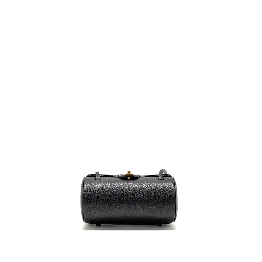 chanel-black-11