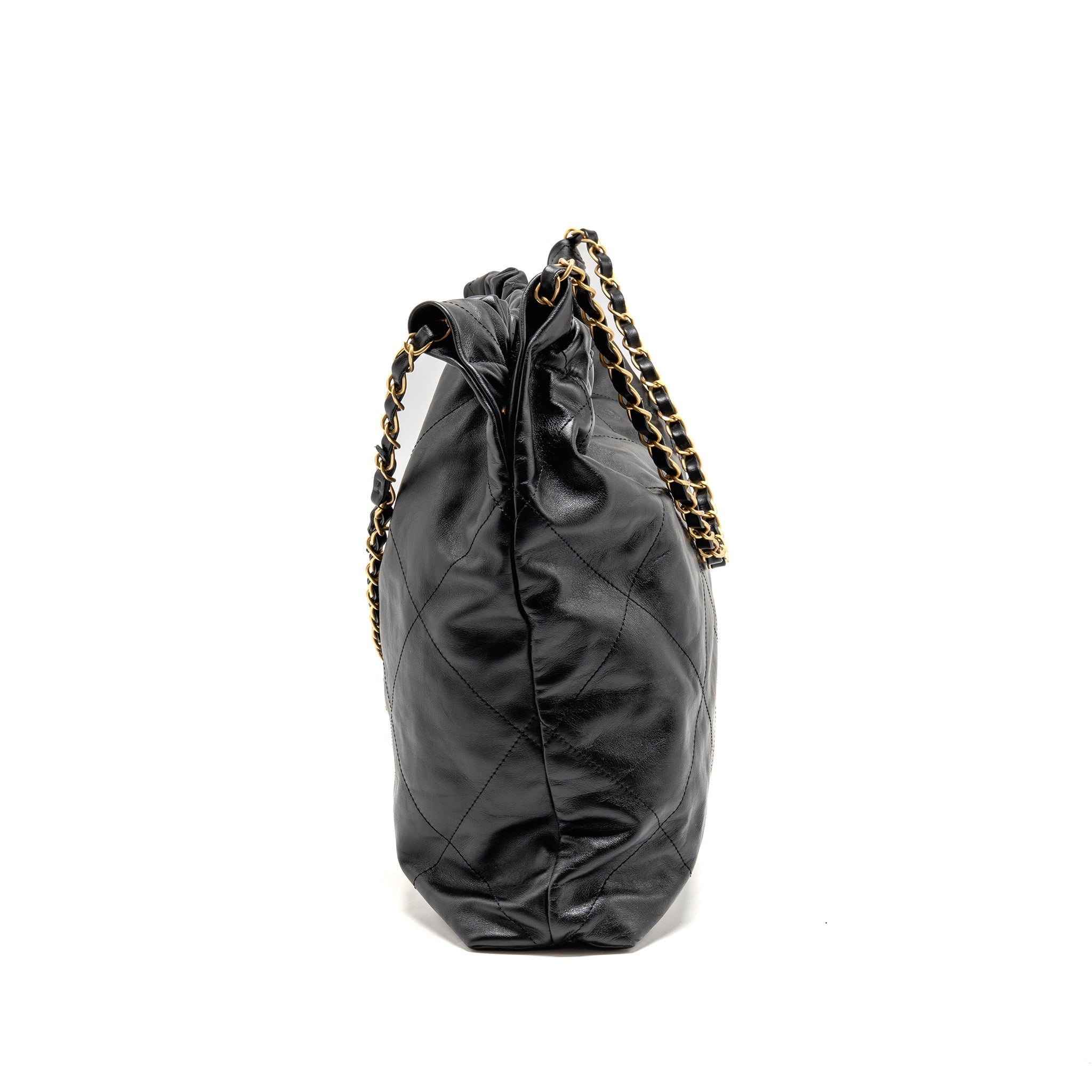 chanel-medium-22-bag-calfskin-black-ghw-microchip-1