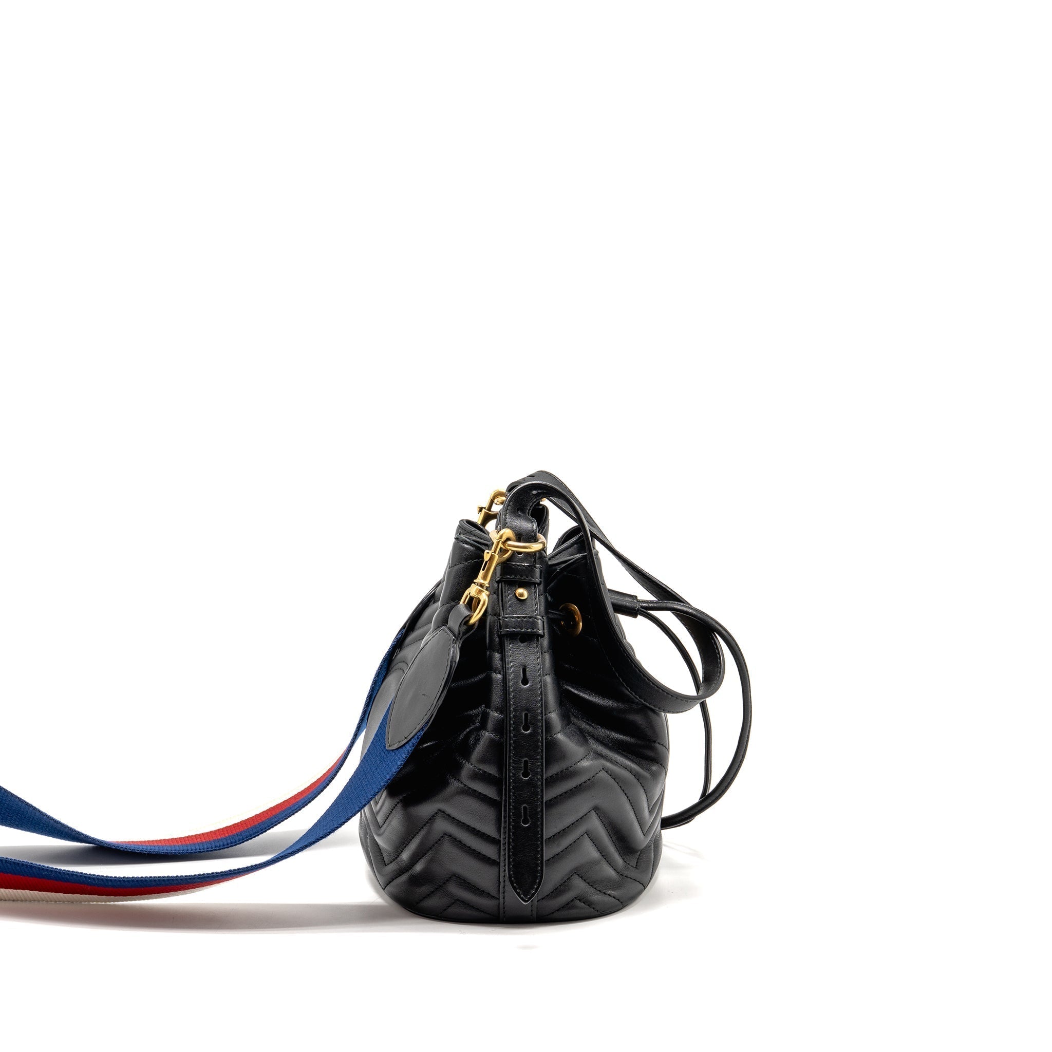 gucci-gg-marmont-bucket-bag-calfskin-black-ghw
