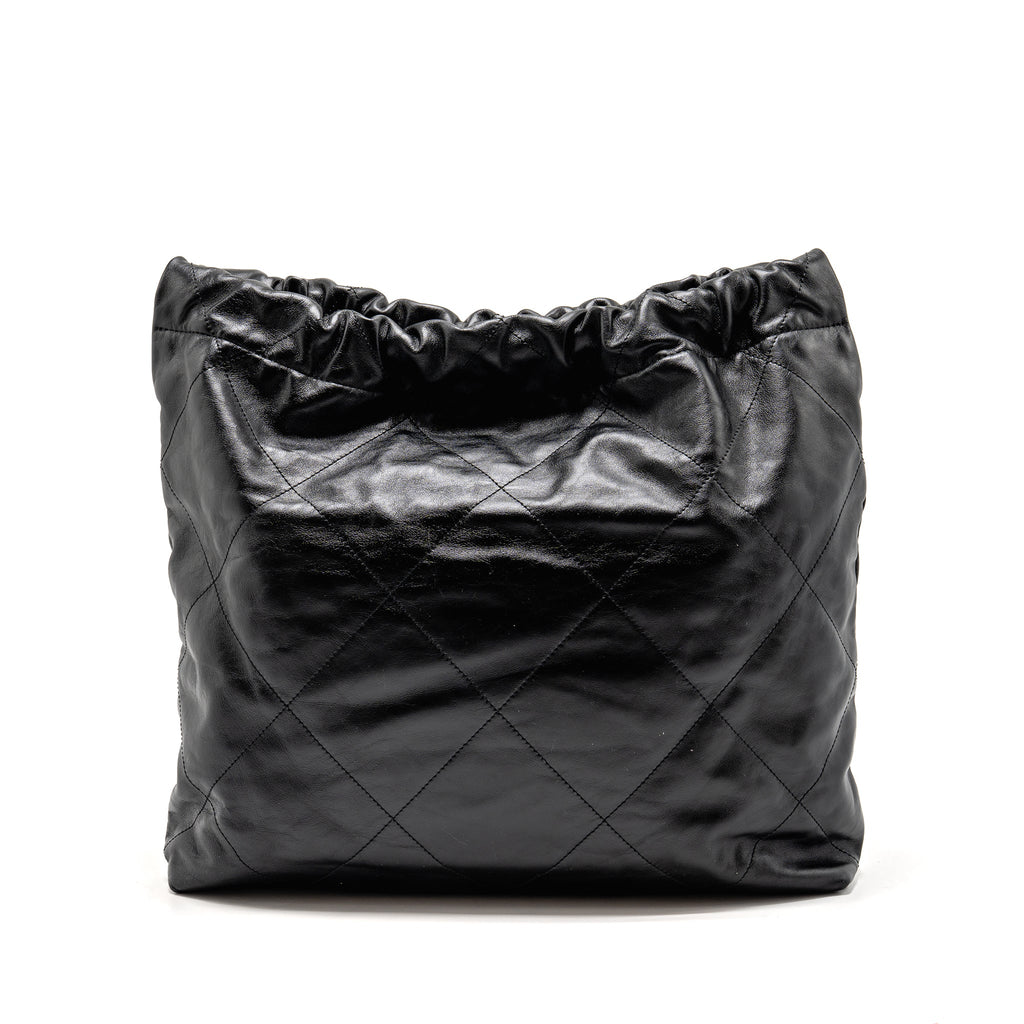 chanel-medium-22-bag-calfskin-black-ghw-microchip-1