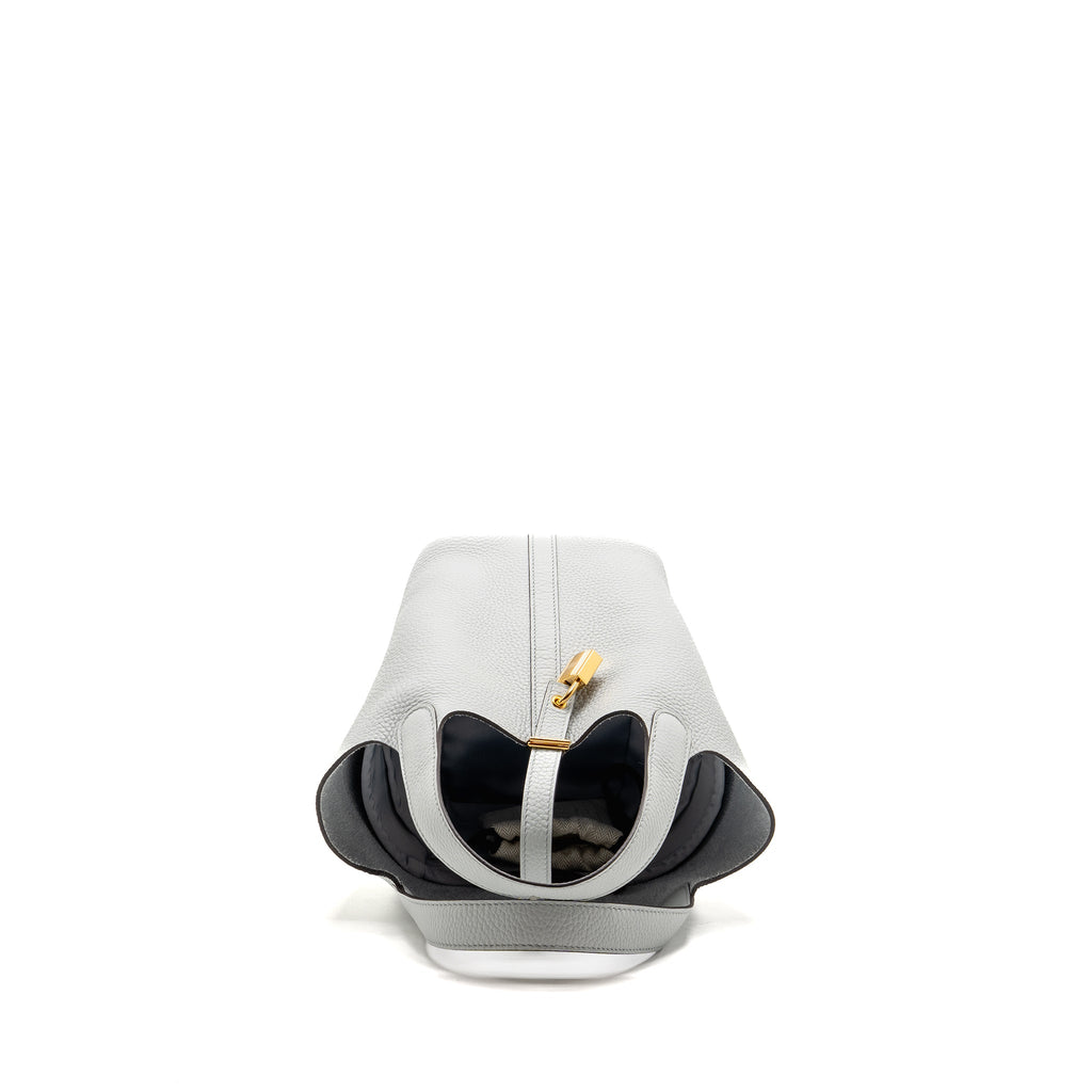 hermes-picotin-18-clemence-bleu-pale-ghw-stamp-b