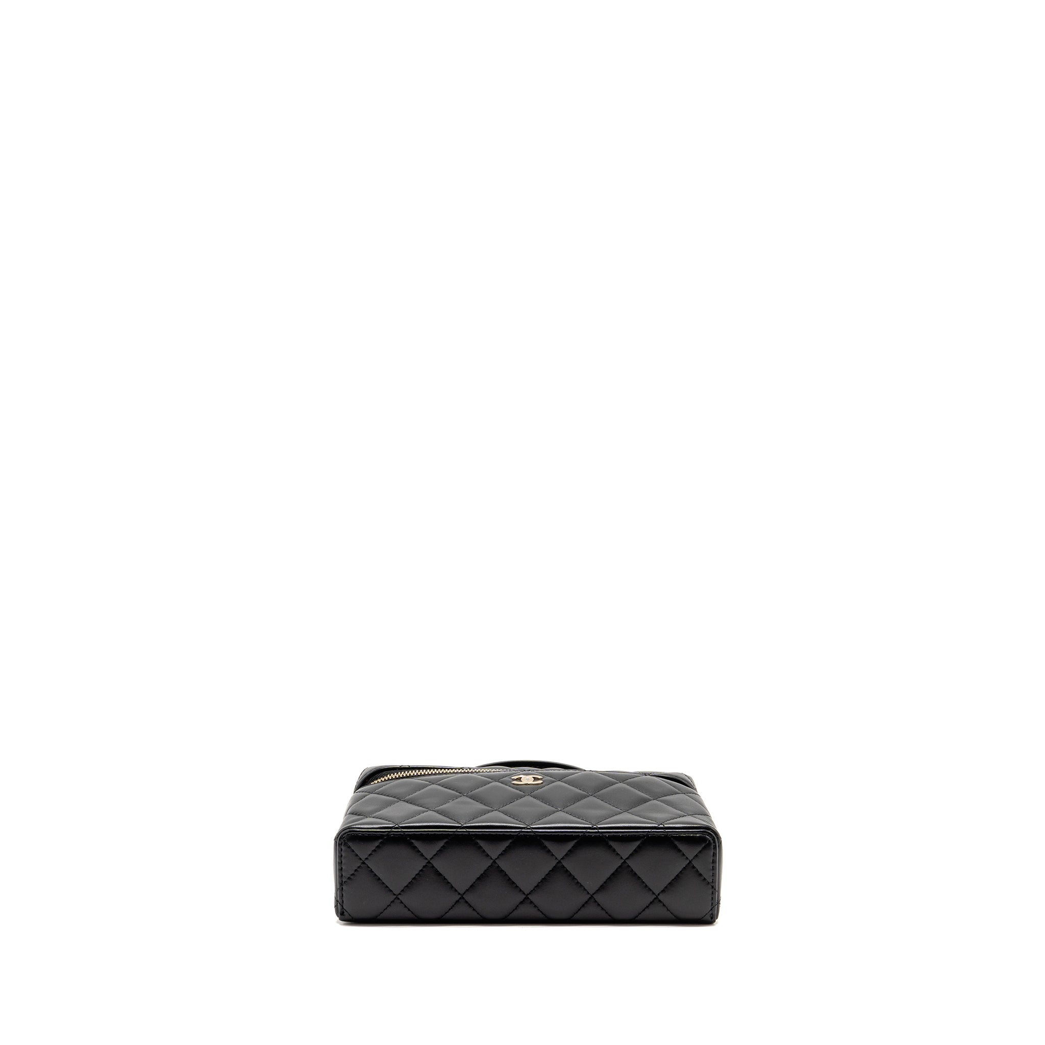 chanel-25b-cc-top-handle-vanity-with-chain-lambskin-black-lghwmicrochip
