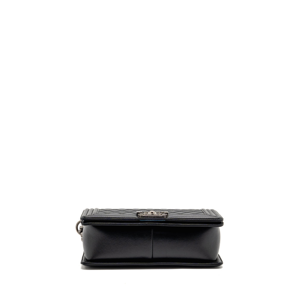 chanel-medium-boy-bag-lambskin-black-ruthenium-hardware-1