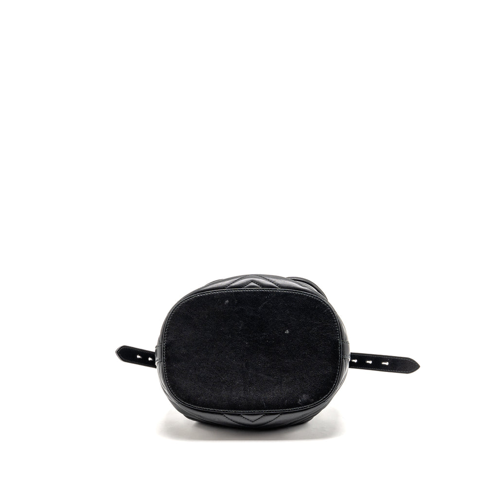 gucci-gg-marmont-bucket-bag-calfskin-black-ghw