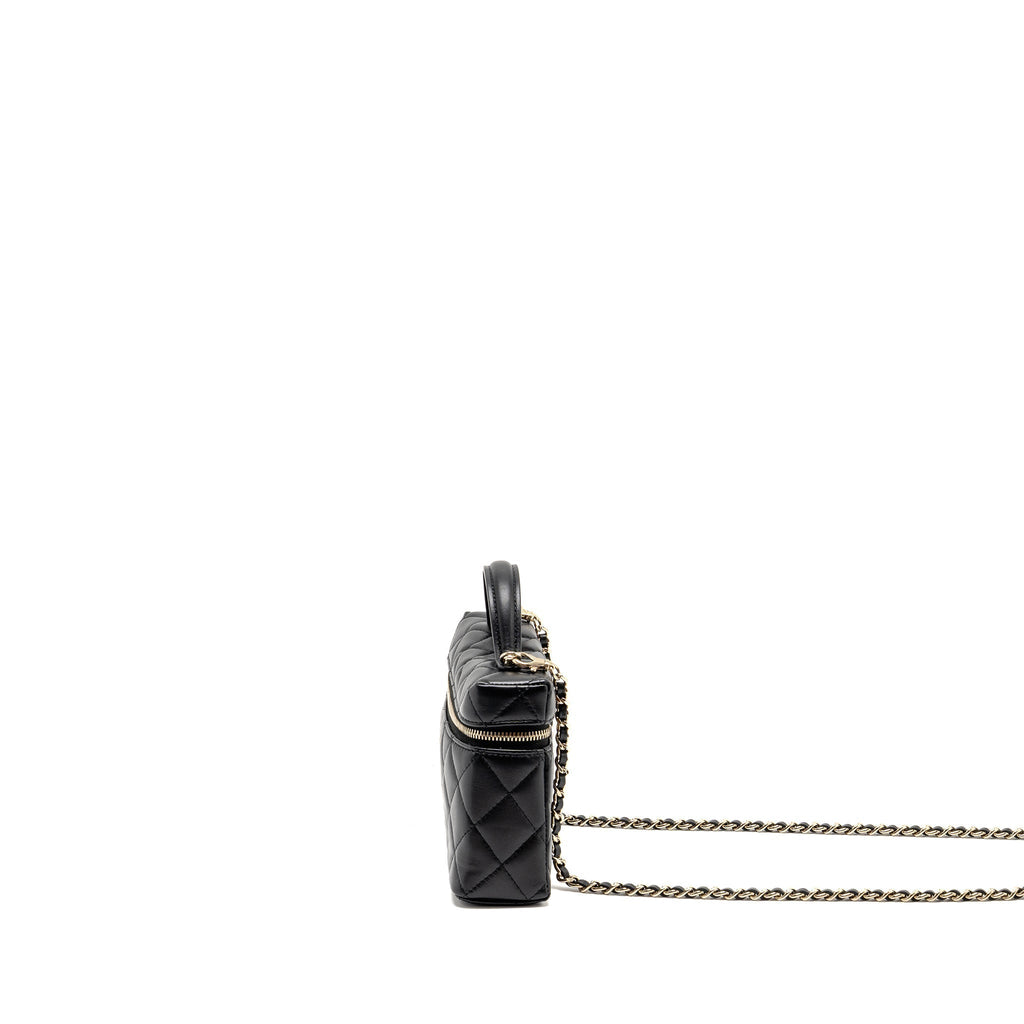 chanel-25b-cc-top-handle-vanity-with-chain-lambskin-black-lghwmicrochip