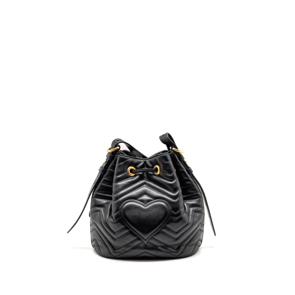 gucci-gg-marmont-bucket-bag-calfskin-black-ghw