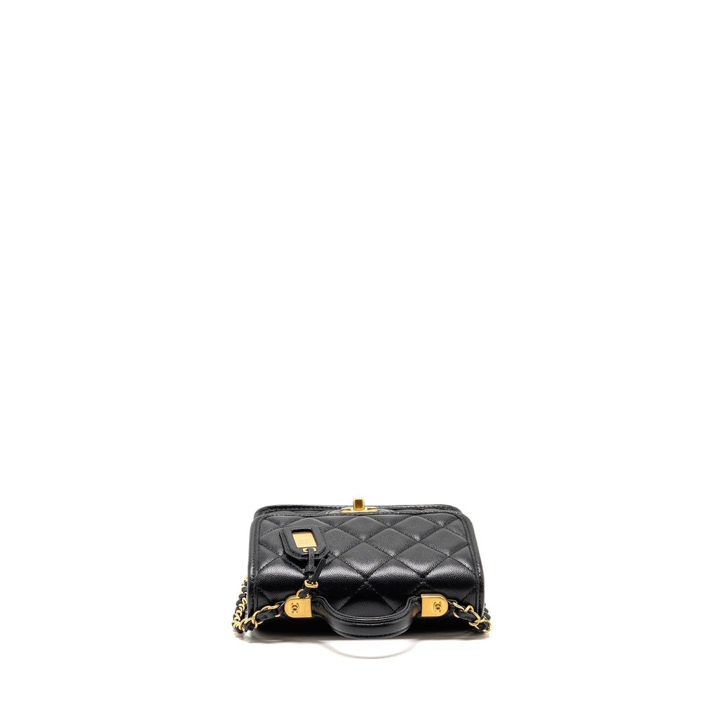chanel-22k-mini-flap-bag-with-top-handle-shiny-grained-calfskin-black-ghw-microchip-copy