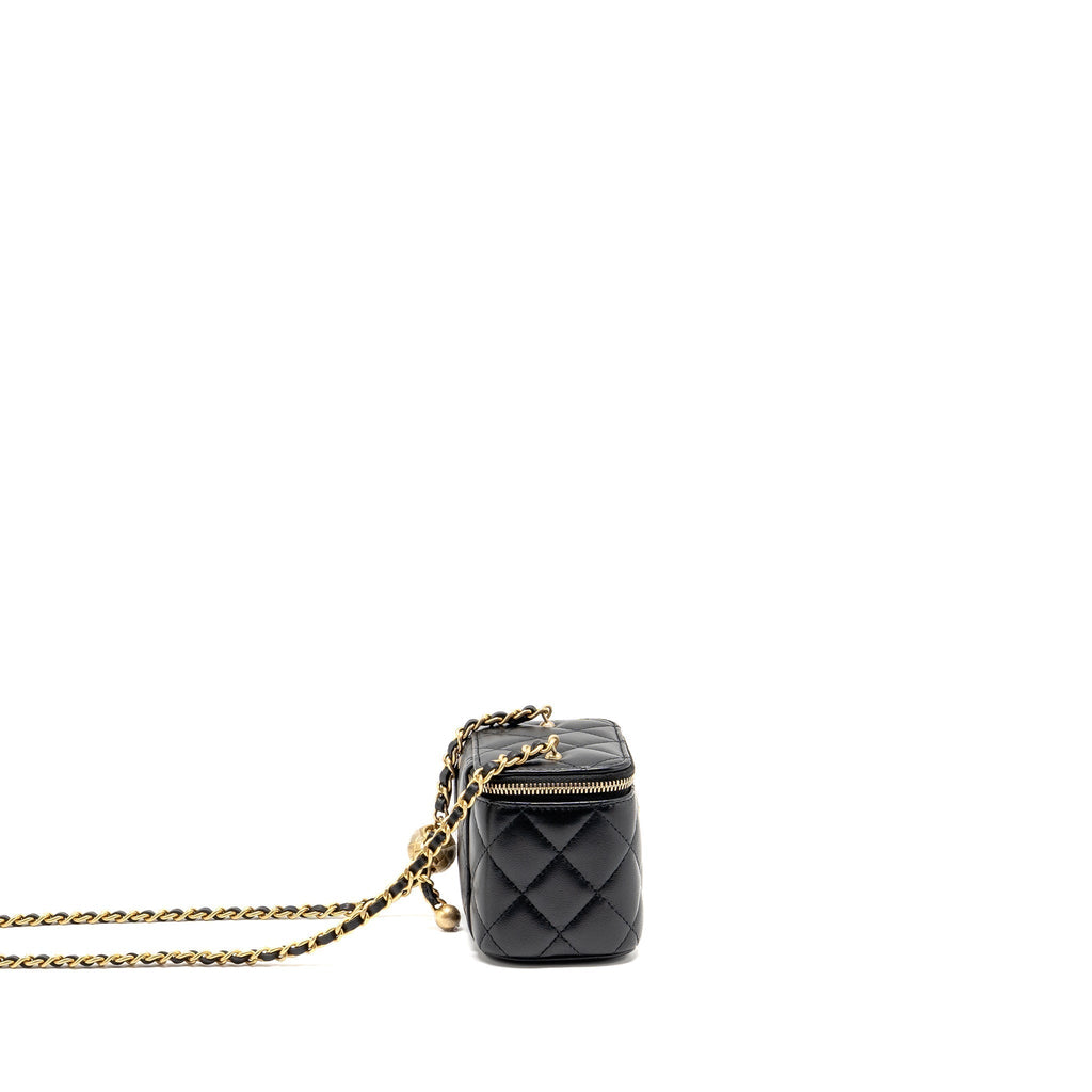 chanel-pearl-crush-mini-vanity-with-chain-lambskin-black-ghw-microchip-2