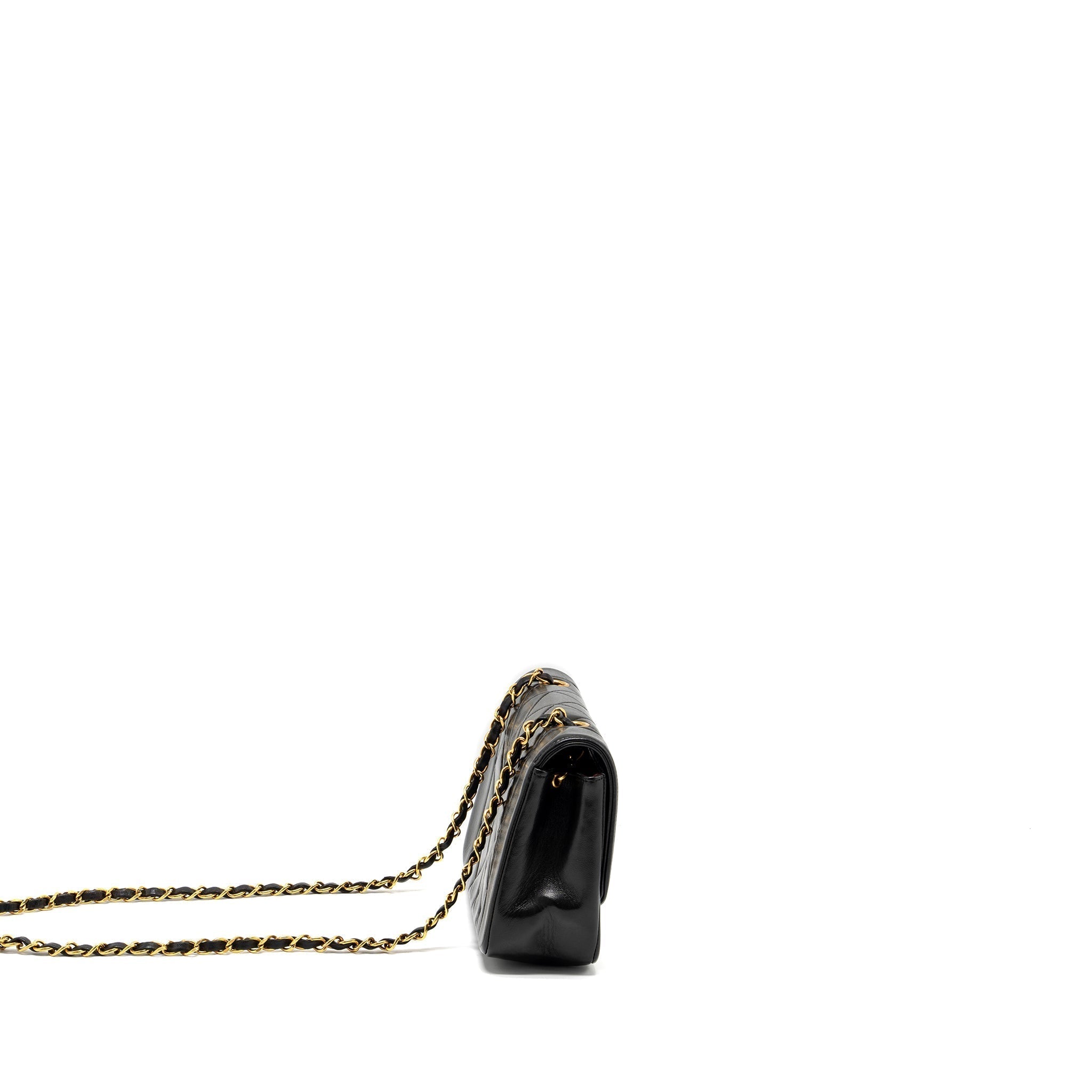 chanel-vintage-small-diana-flap-bag-lambskin-black-ghw