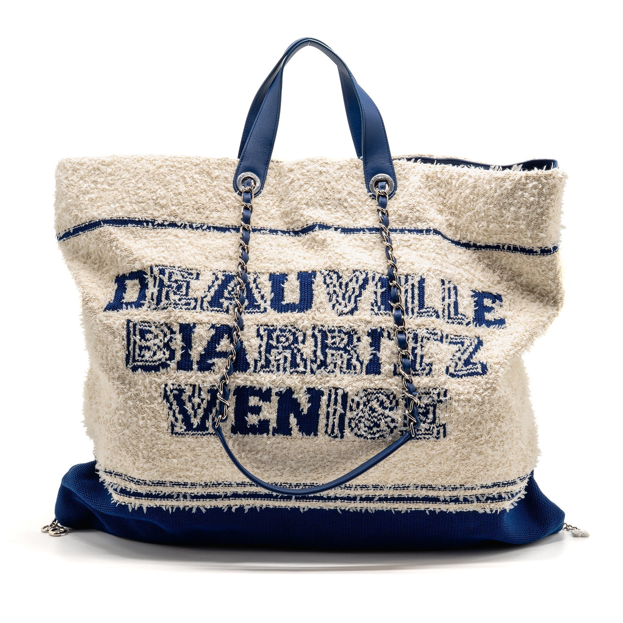 chanel-19p-deauville-biarritz-venice-tote-tweed-white-blue-shw