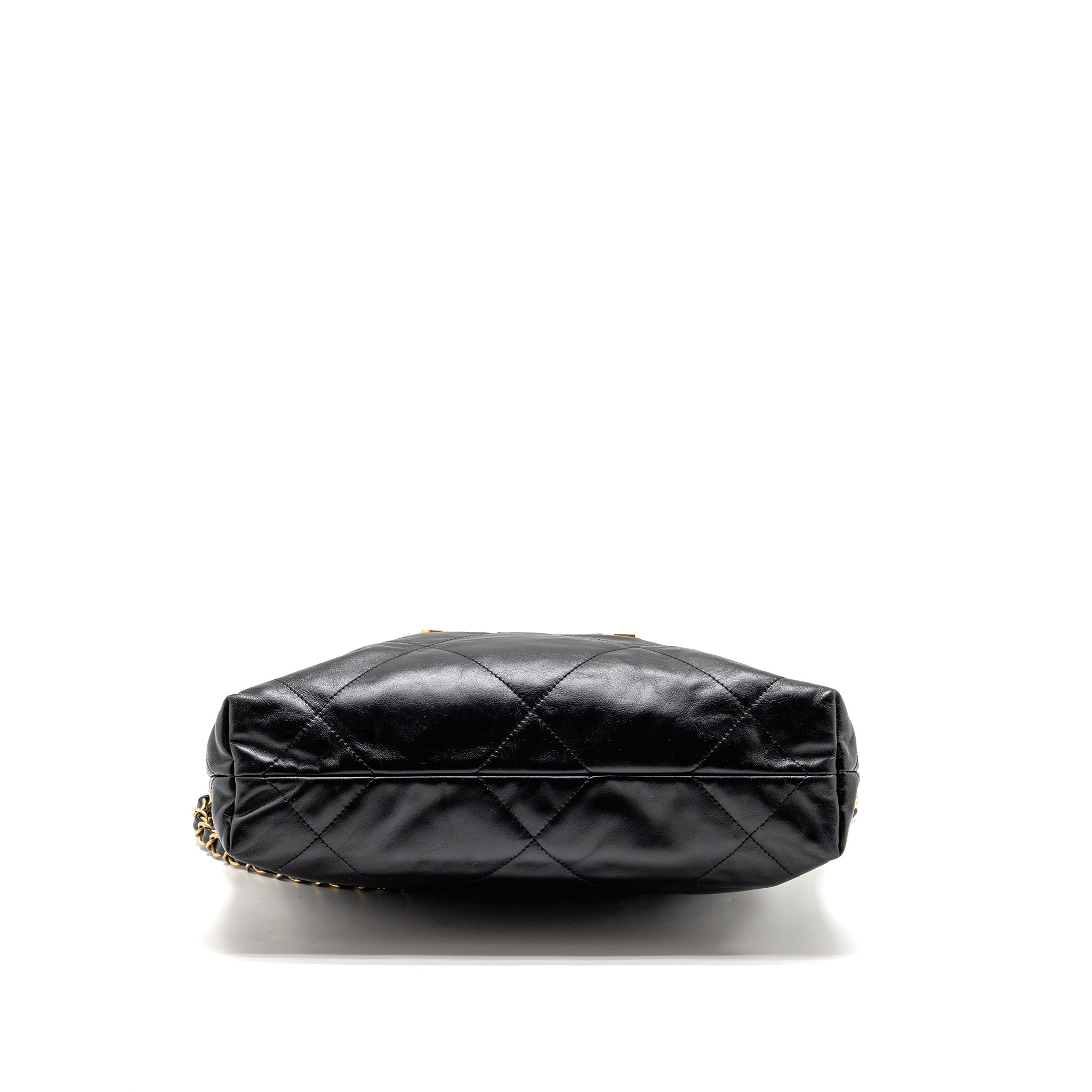 chanel-22-black-1