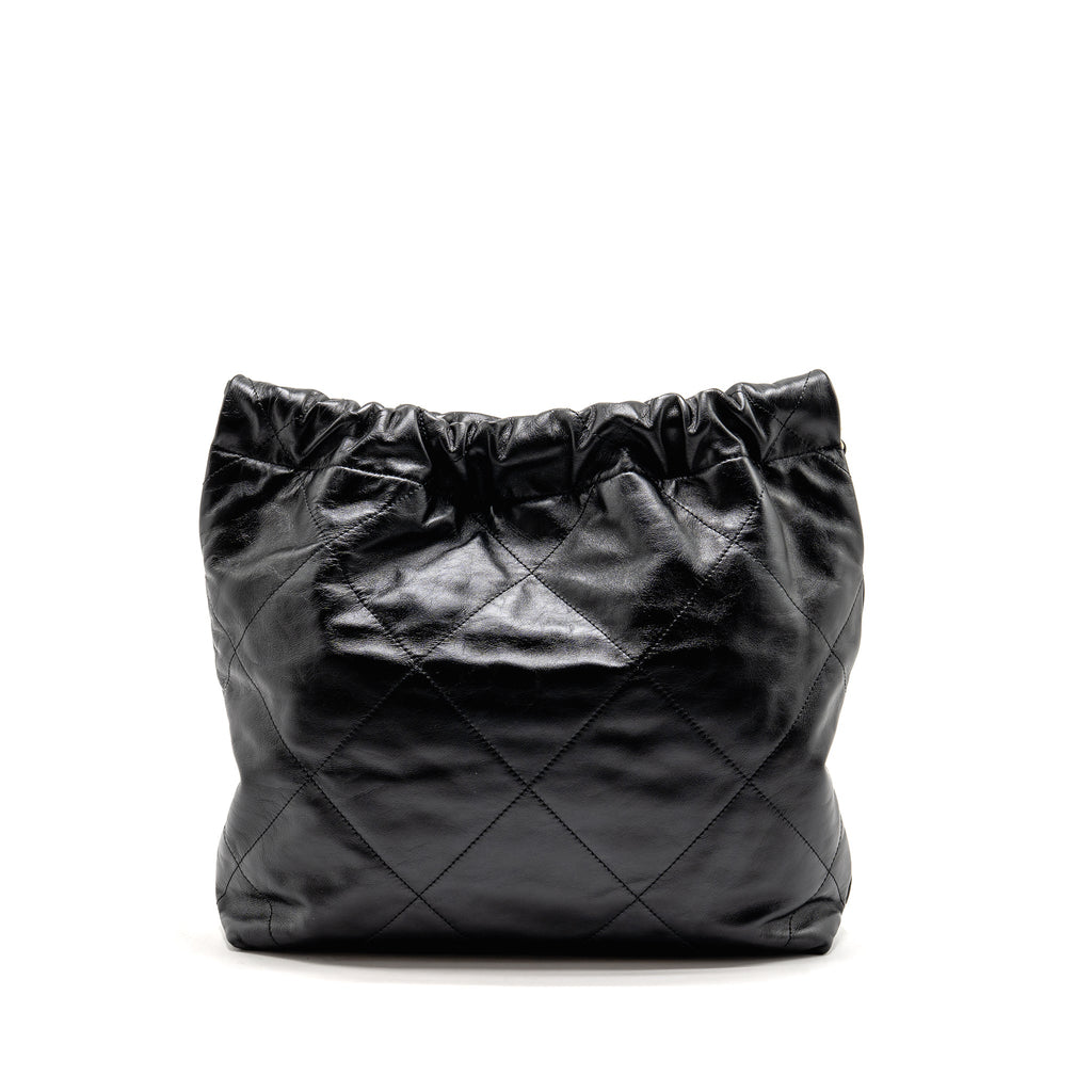 chanel-22-black-1