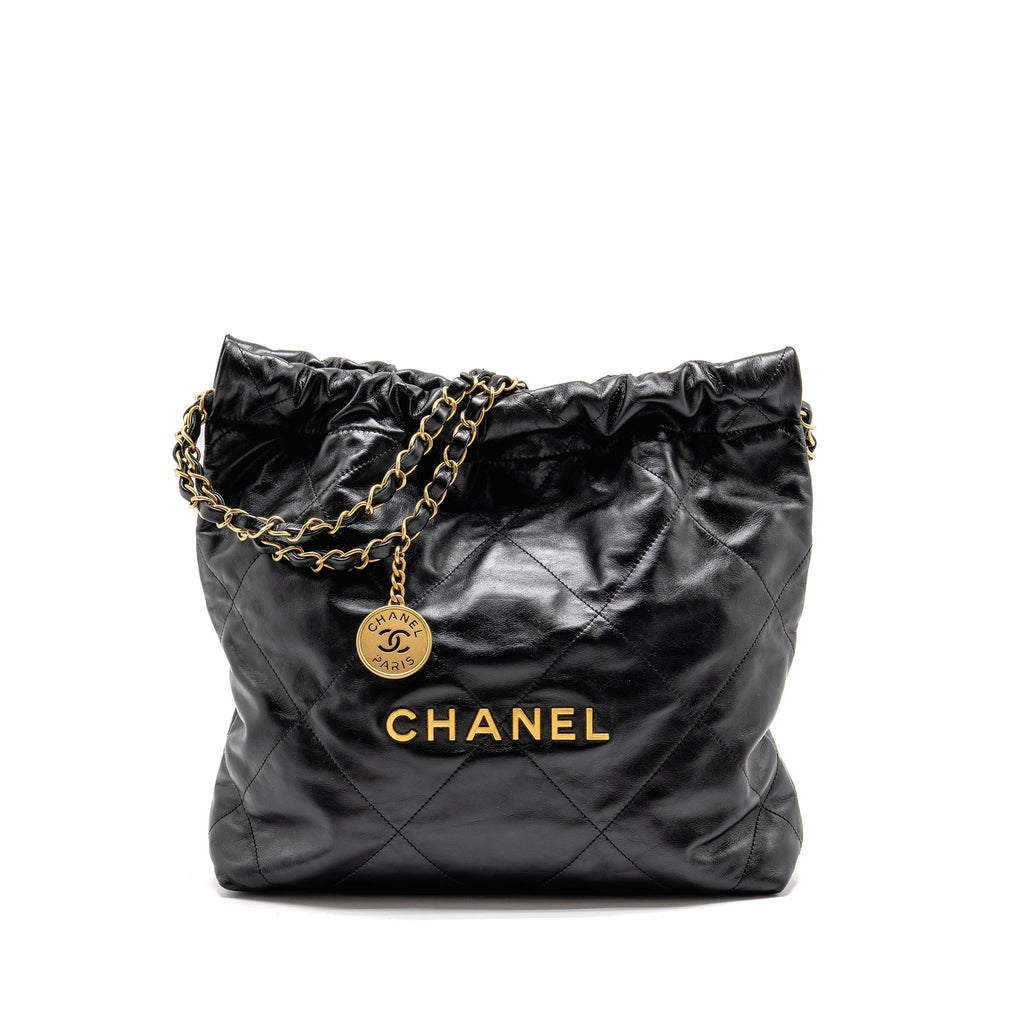 chanel-22-black-1