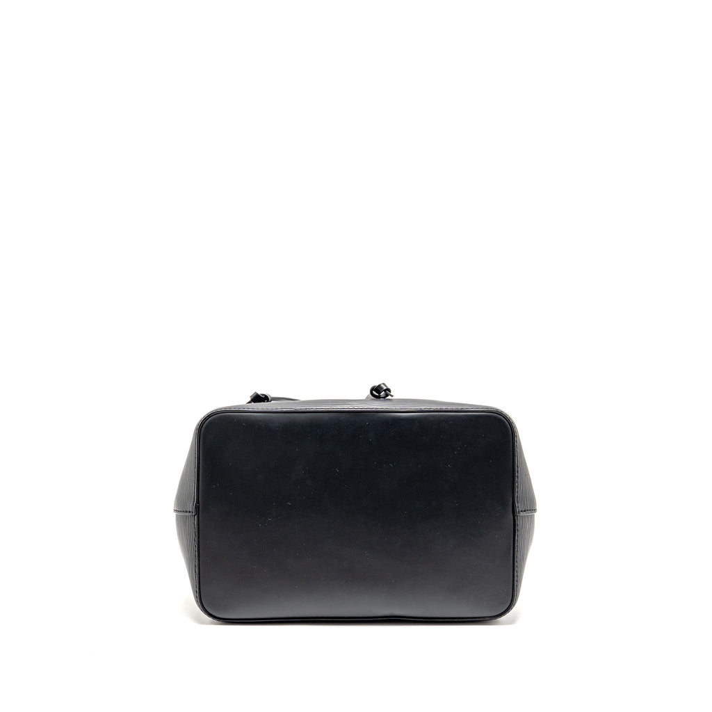 louis-vuitton-neo-noe-mm-epi-black-shw