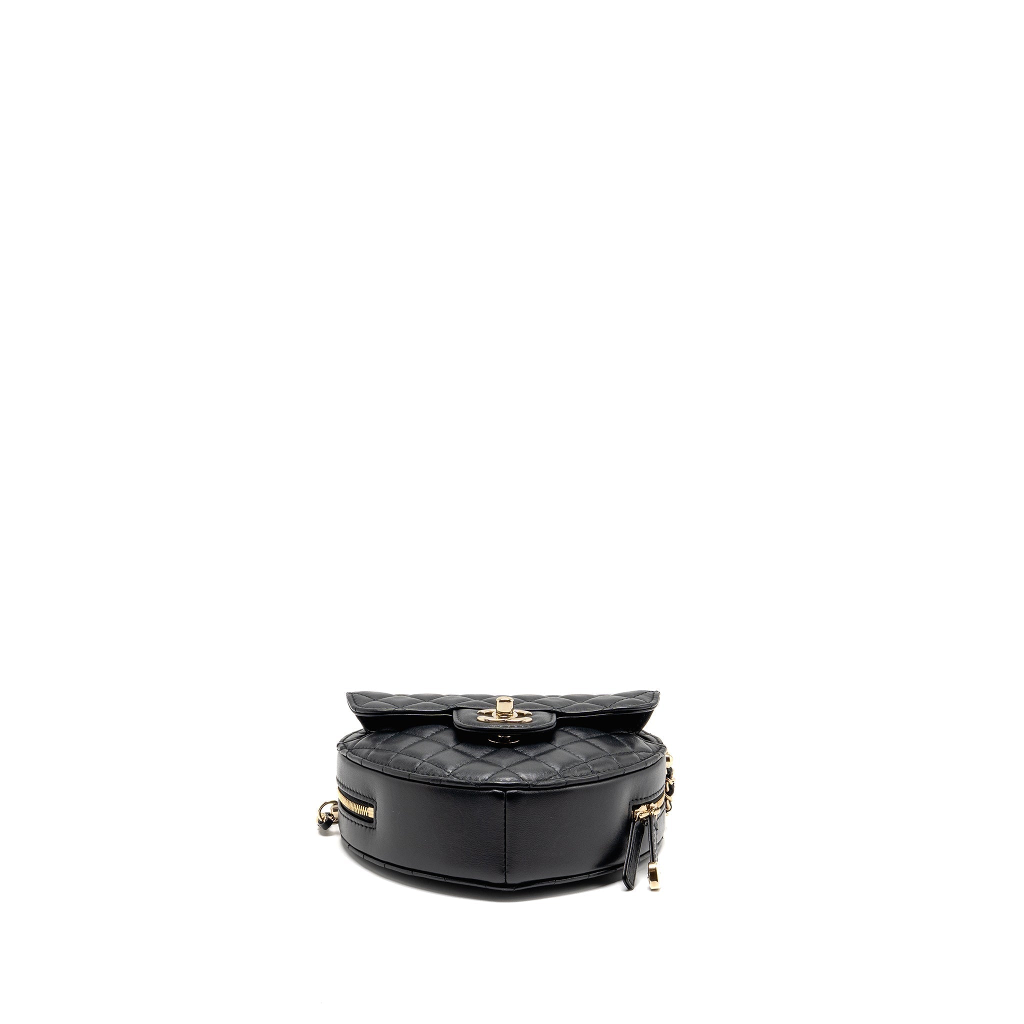 chanel-22s-heart-bag-lambskin-black-lghw-microchip-3